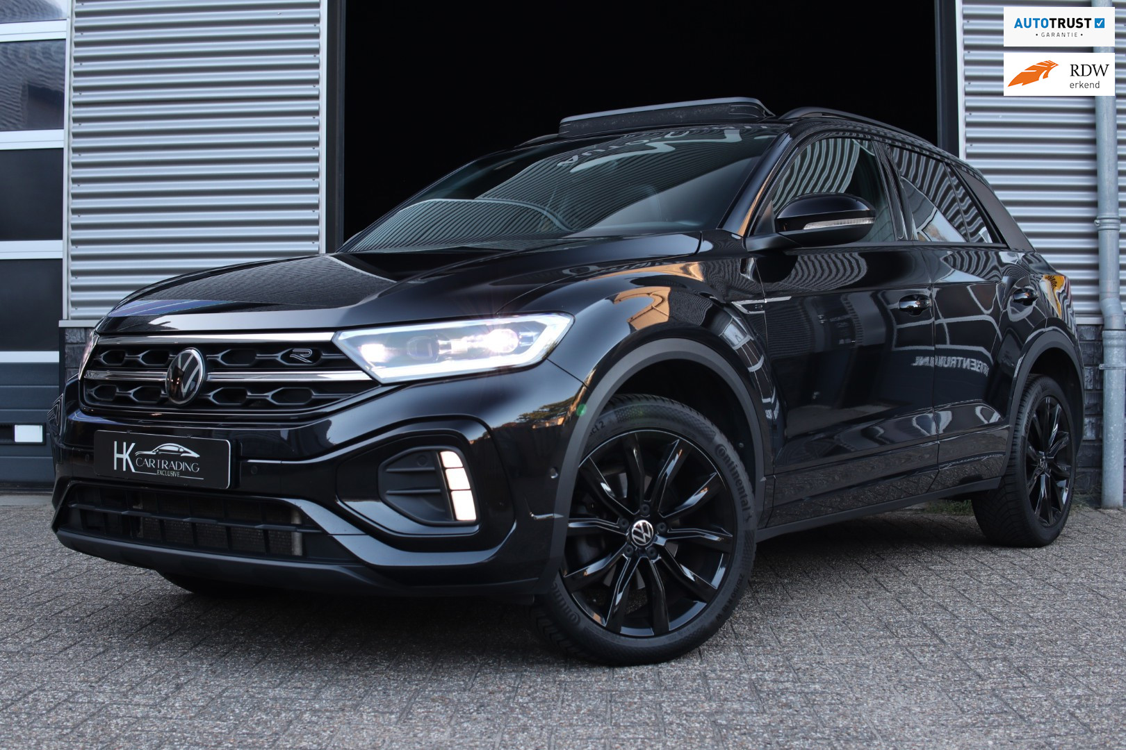 Volkswagen T-Roc 1.5 TSI 3x R-Line| Pano| I.Q.| Camera| Keyless