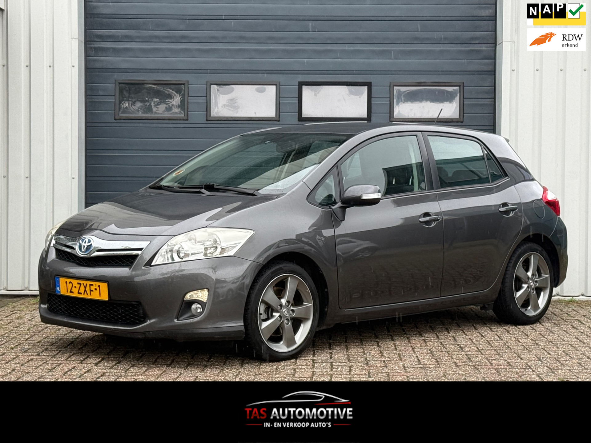 Toyota Auris 1.8 Full Hybrid Executive 1e EIG/NAVI/CRUISE