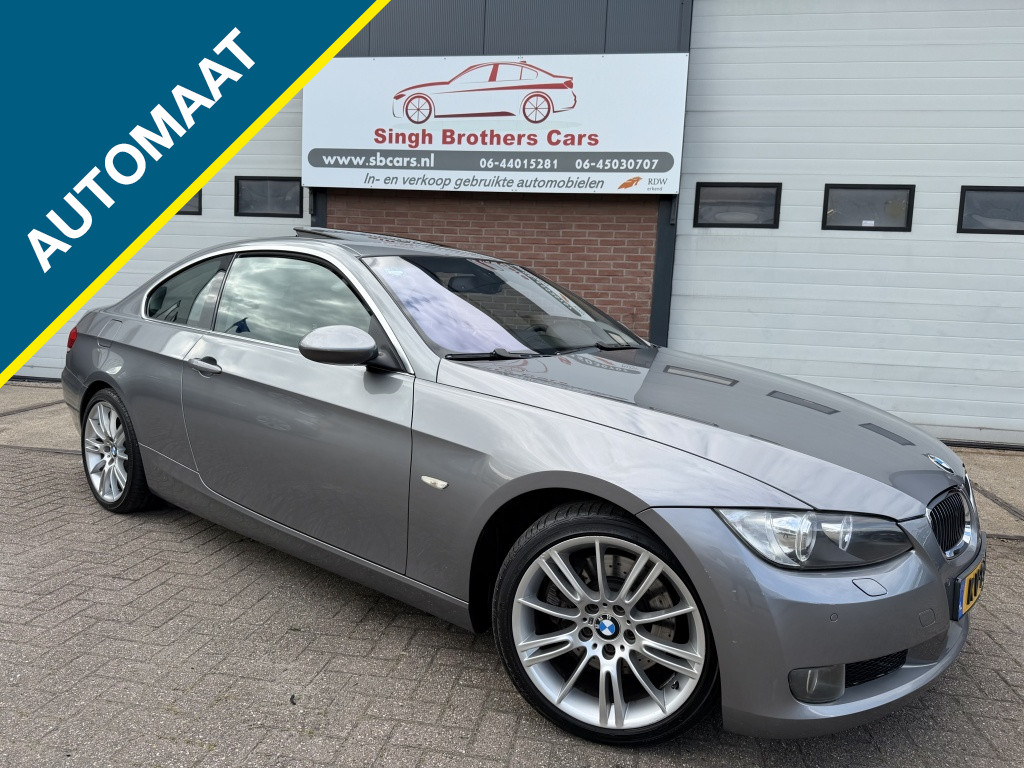 BMW 3 Serie Coupe 330xi H.EXE AUT CARPLAY DAK XENON !!!