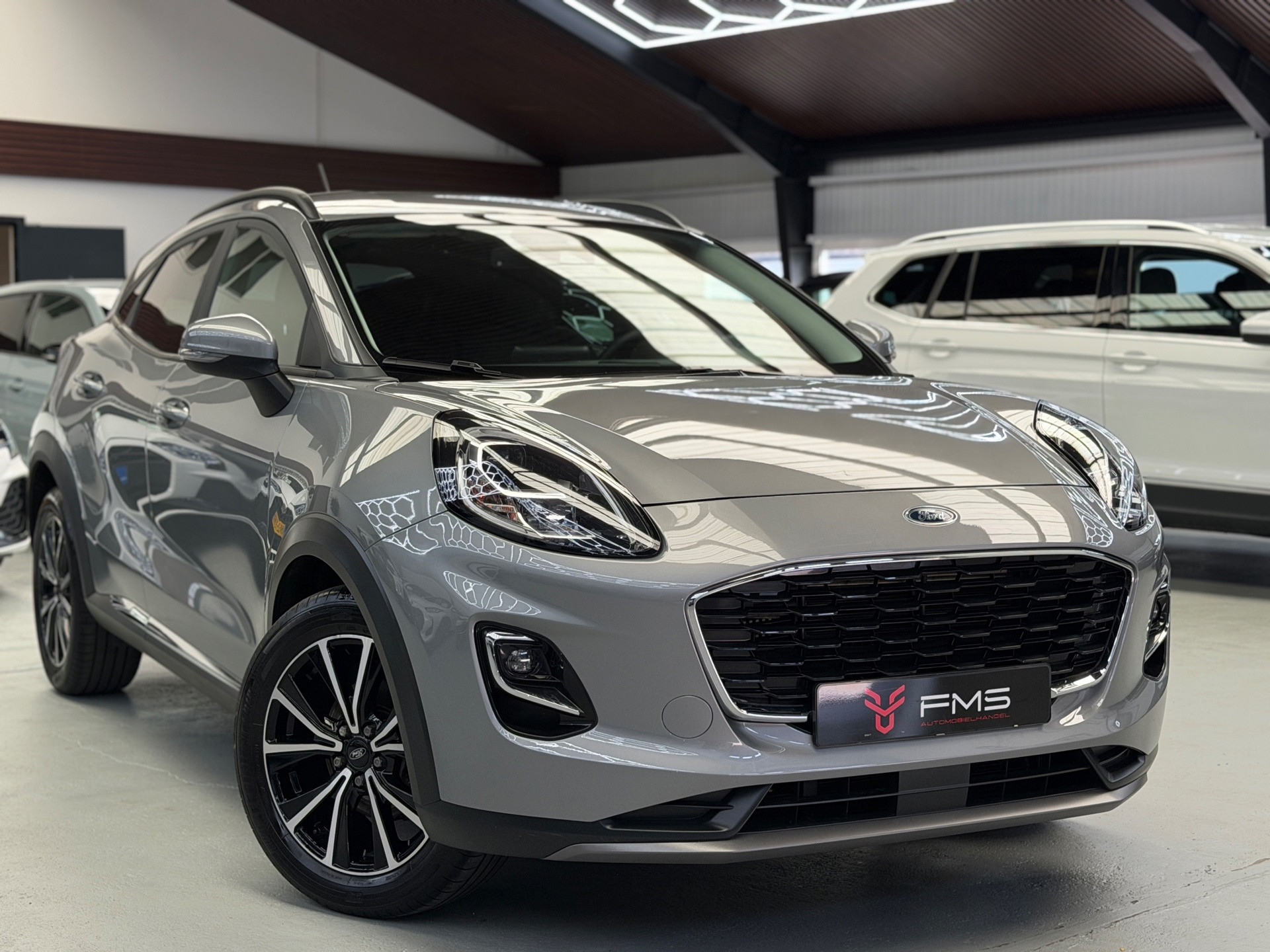 Ford Puma 1.0 EcoBoost Hybrid Titanium CarPlay Massage