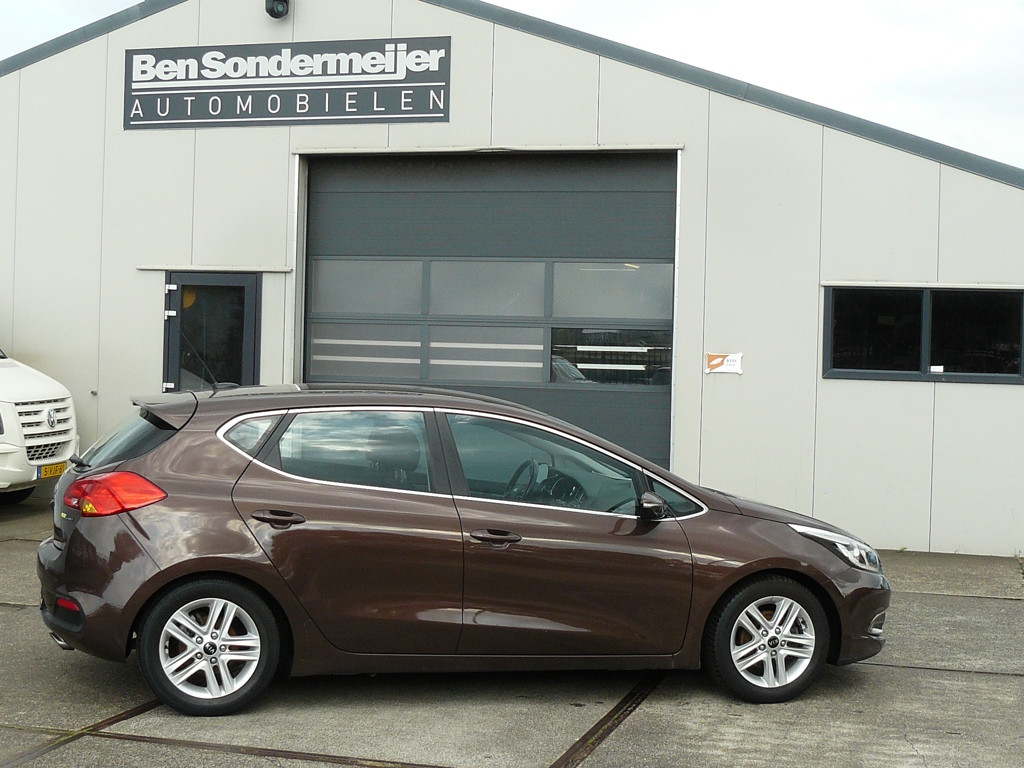 Kia cee’d 1.6 GDI Business Pack