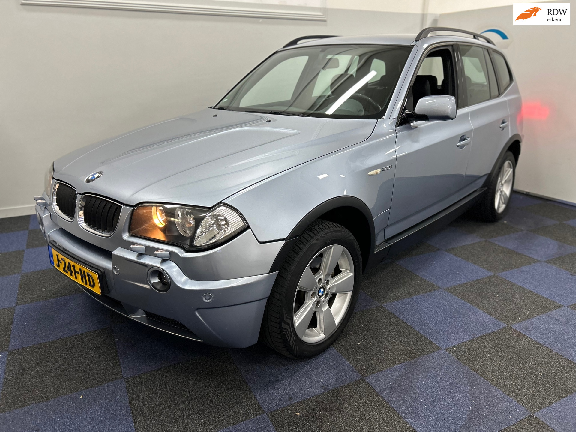 BMW X3 3.0i Executive / AUTOMAAT / DEALER ONDERHOUDEN / SUPER NETTE AUTO