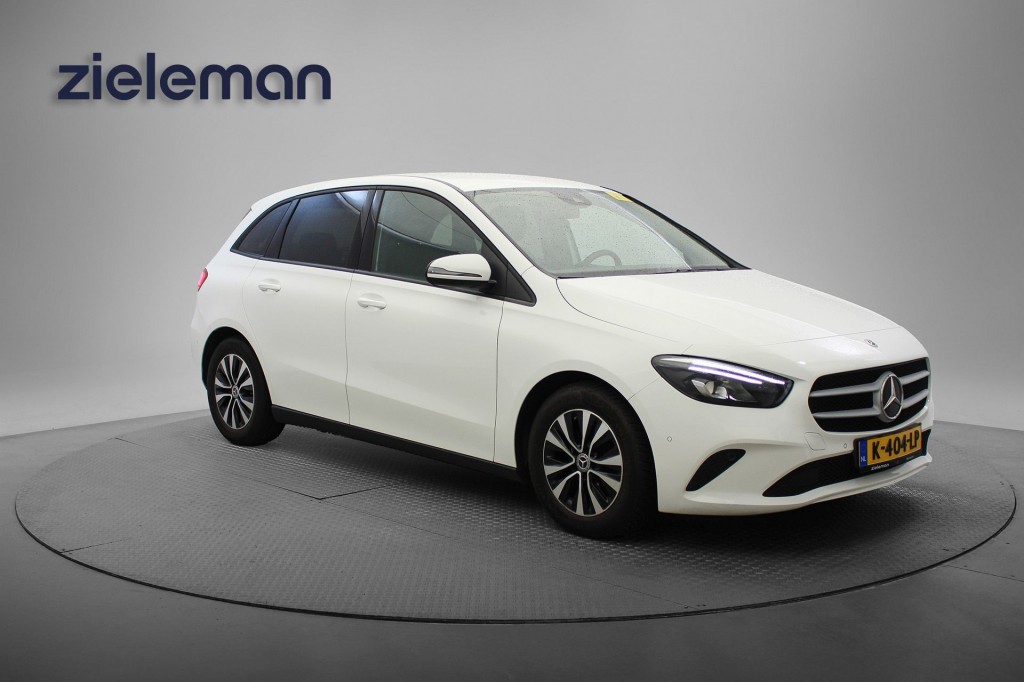 Mercedes-Benz B-Klasse 180 Business Solution Automaat – Camera, Half Leer, Stoelverw. Afn. Trekhaak