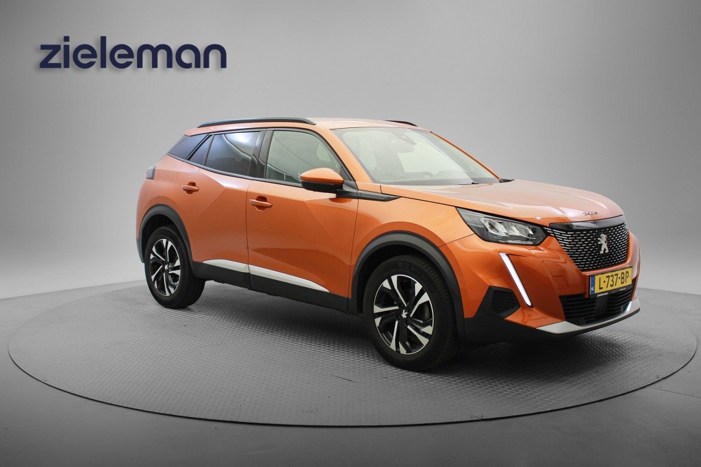 Peugeot 2008 1.2 PureTech Allure – Carplay, Clima, Cruise, Half Leer