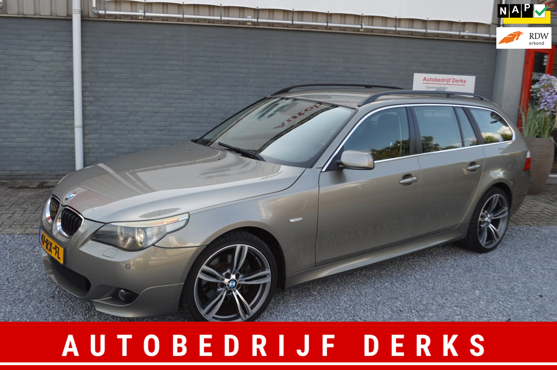 BMW 5 Serie Touring 530xi Executive M-Pakket Airco | Leer | Navi | Xenon| 19 Inch M5