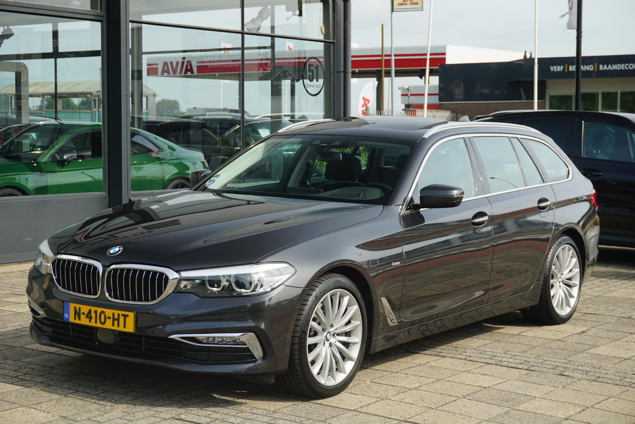 BMW 5 Serie Touring 530i xDrive High Executive