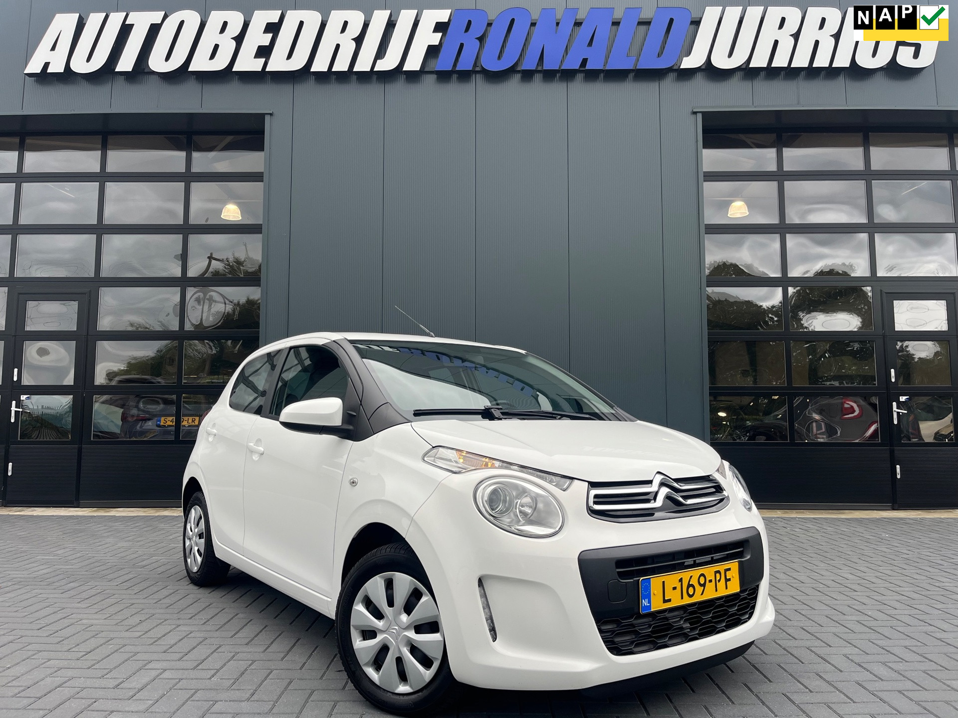 Citroën C1 1.0 VTi Feel NL.Auto/Achteruitrijcamera/Carplay/Airco/5Deurs/DAB+/Bluetooth/Nieuwe APK