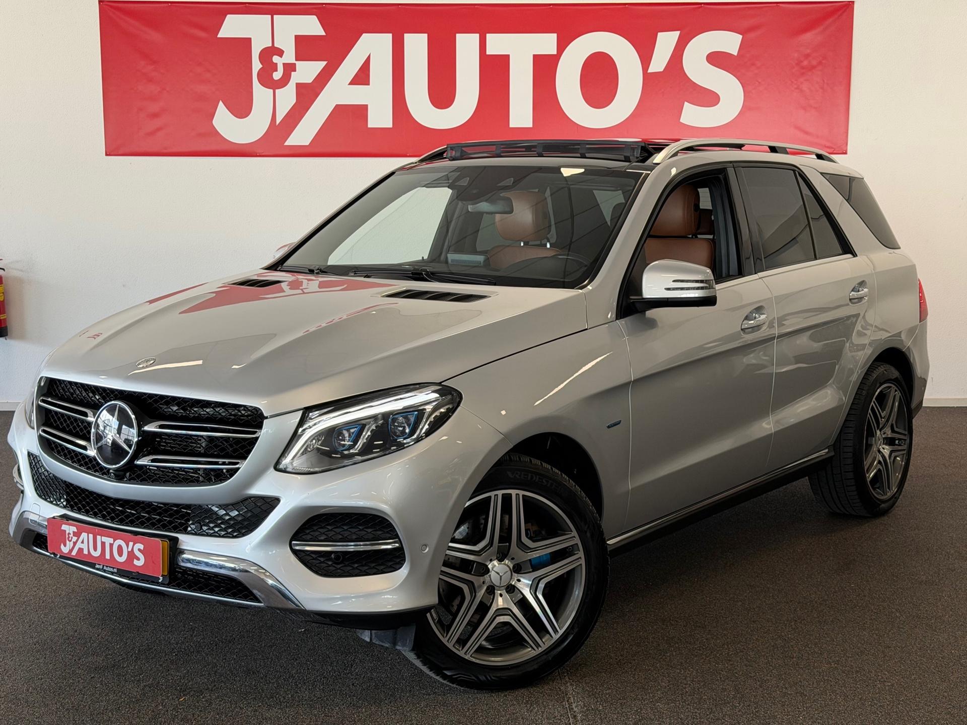 Mercedes-Benz GLE 500 e 4MATIC AMG|NAVI|CAMERA|PANO|LEER