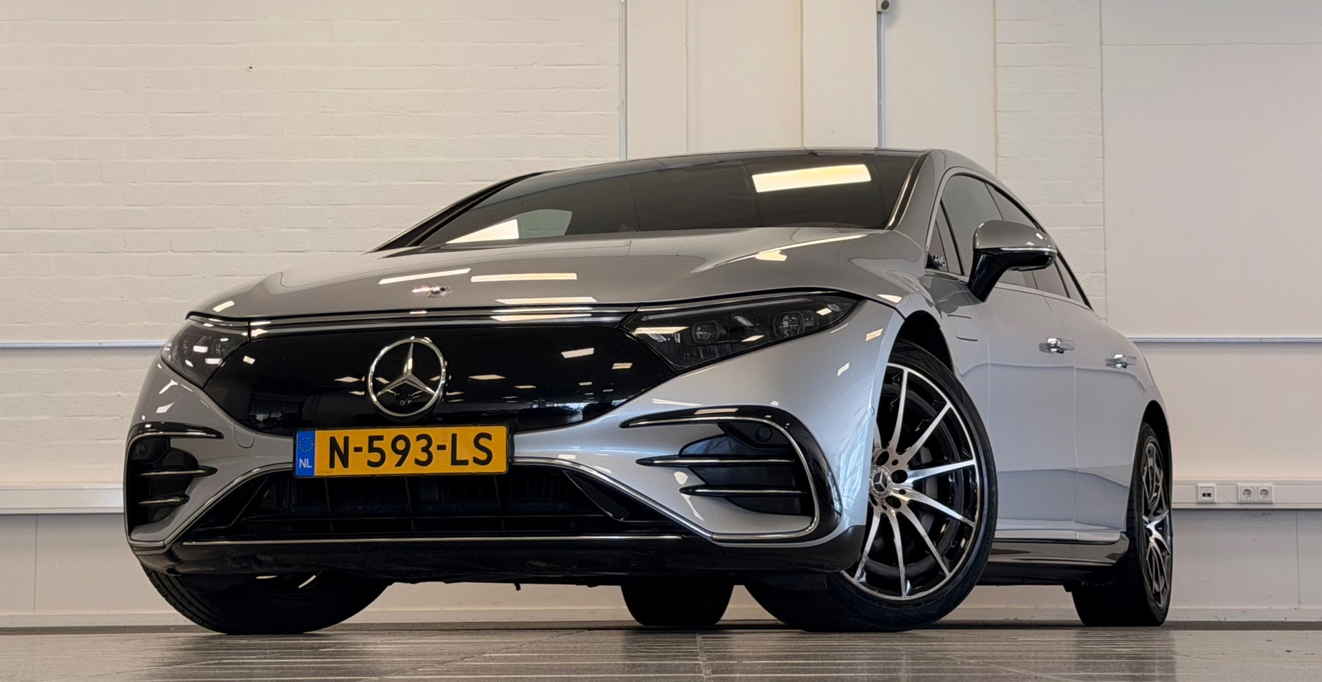Mercedes-Benz EQS 450+ Edition 1 108 kWh HyperScreen Premium Plus Burmester