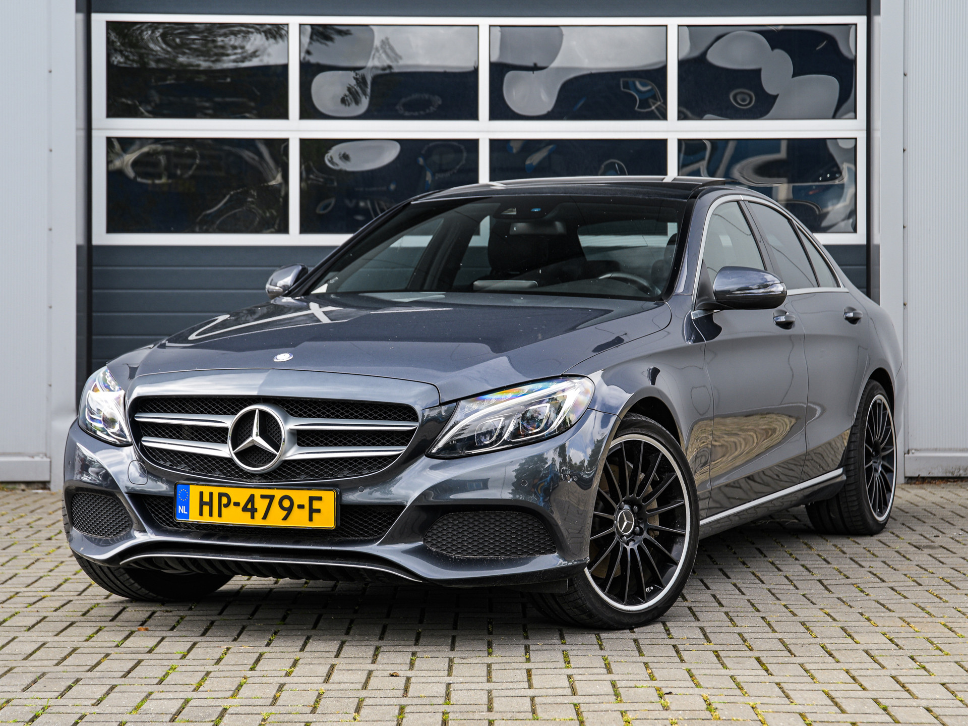 Mercedes-Benz C-Klasse 350 e Lease Edition | Panoramadak | Leder | Burmester | Full LED | Stoelverwarming