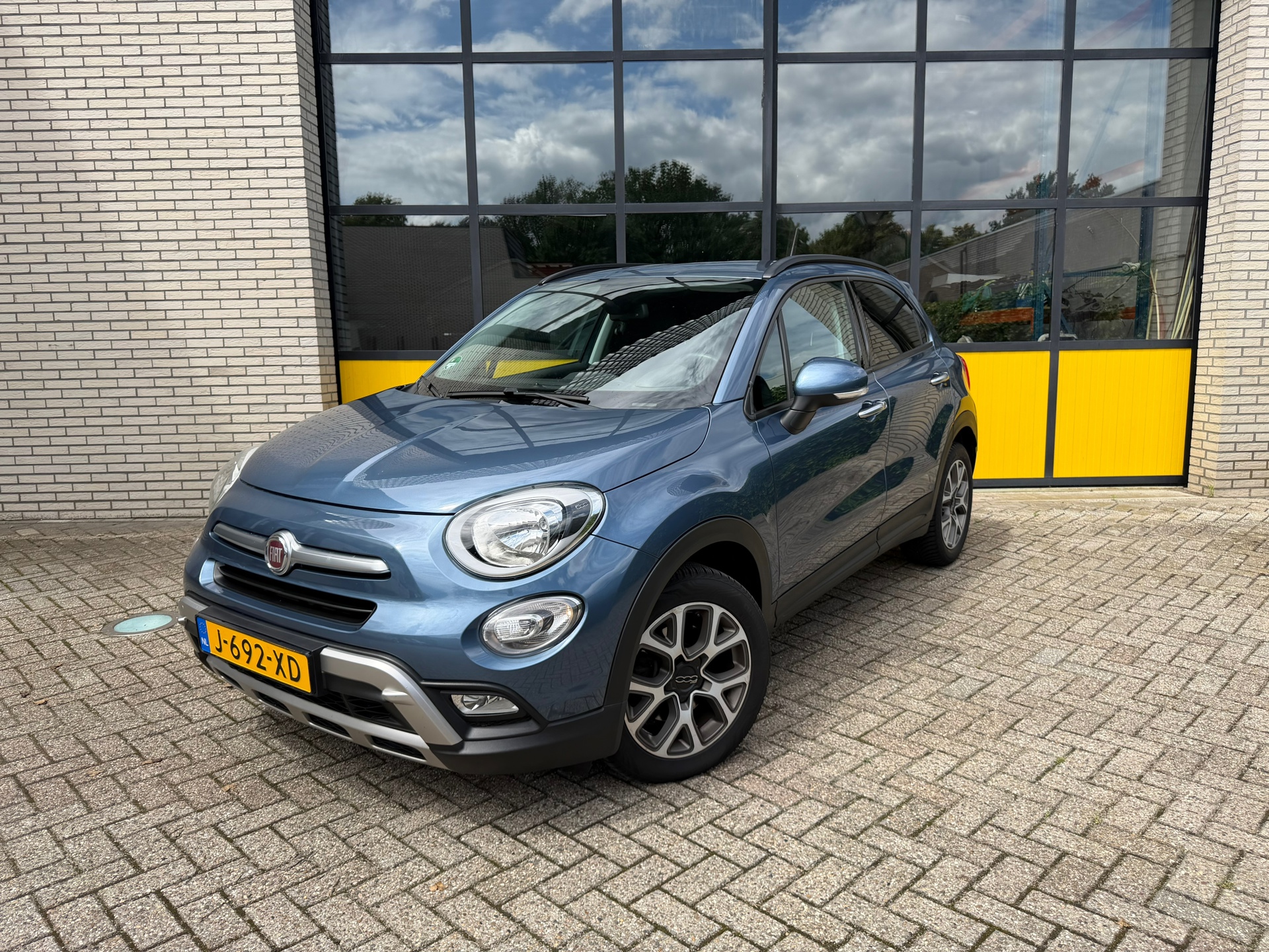 Fiat 500X Cross 1.4 Turbo Trekhaak, Automaat, 4 seizoenen banden