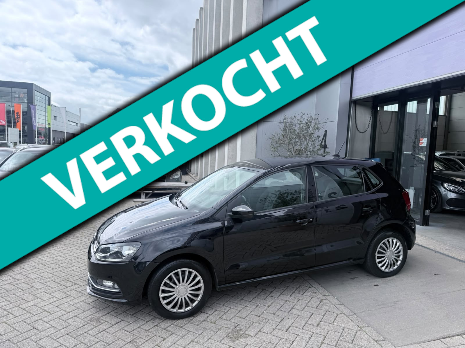 Volkswagen Polo 1.2 TSI Comfortline AIRCO! CRUISE! NAVI! FACELIFT! INRUIL MOGELIJK!