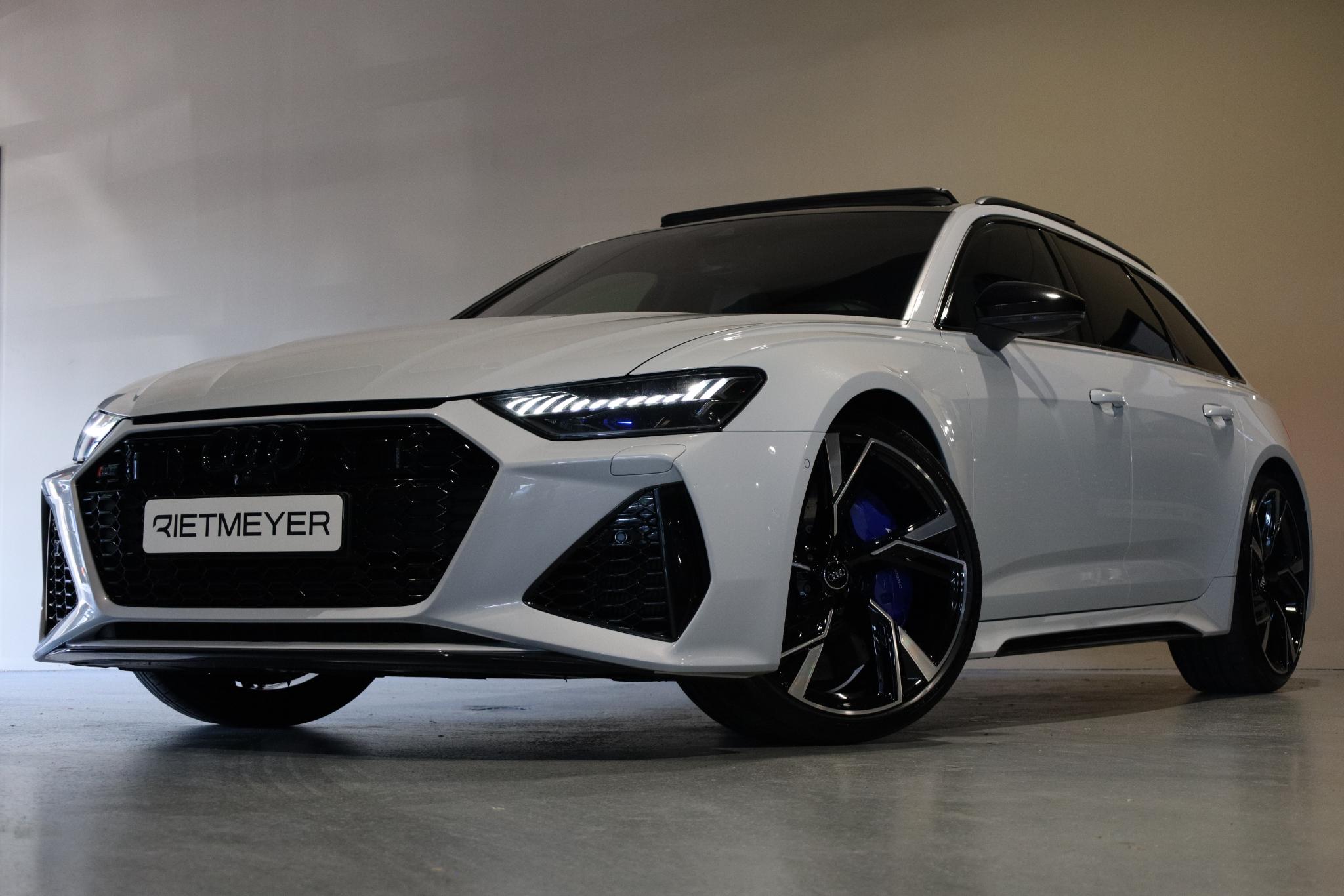 Audi A6 Avant RS 6 TFSI quattro