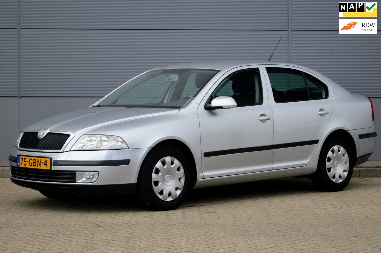Škoda Octavia 1.6 FSI Ambiente