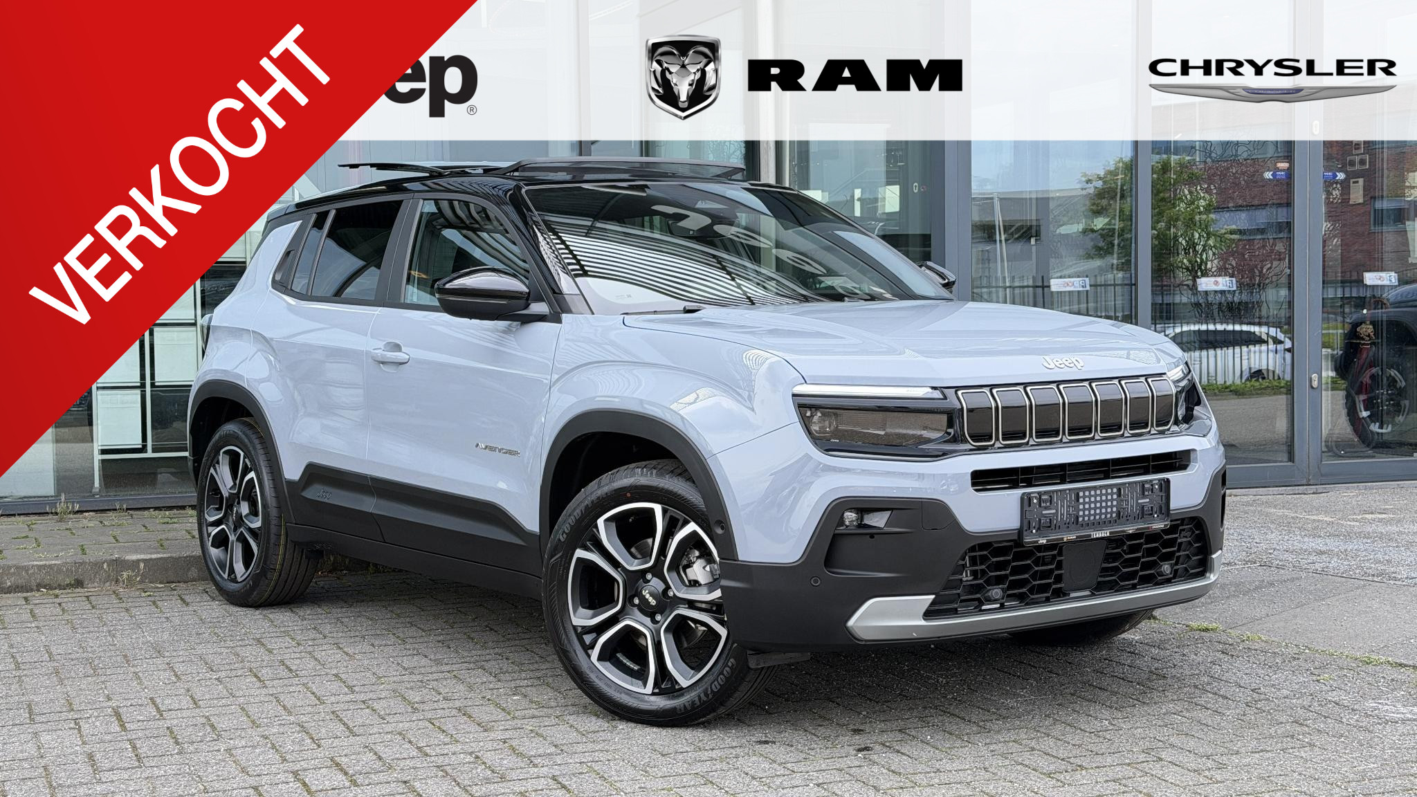 Jeep Avenger 1.2 e-Hybrid Summit