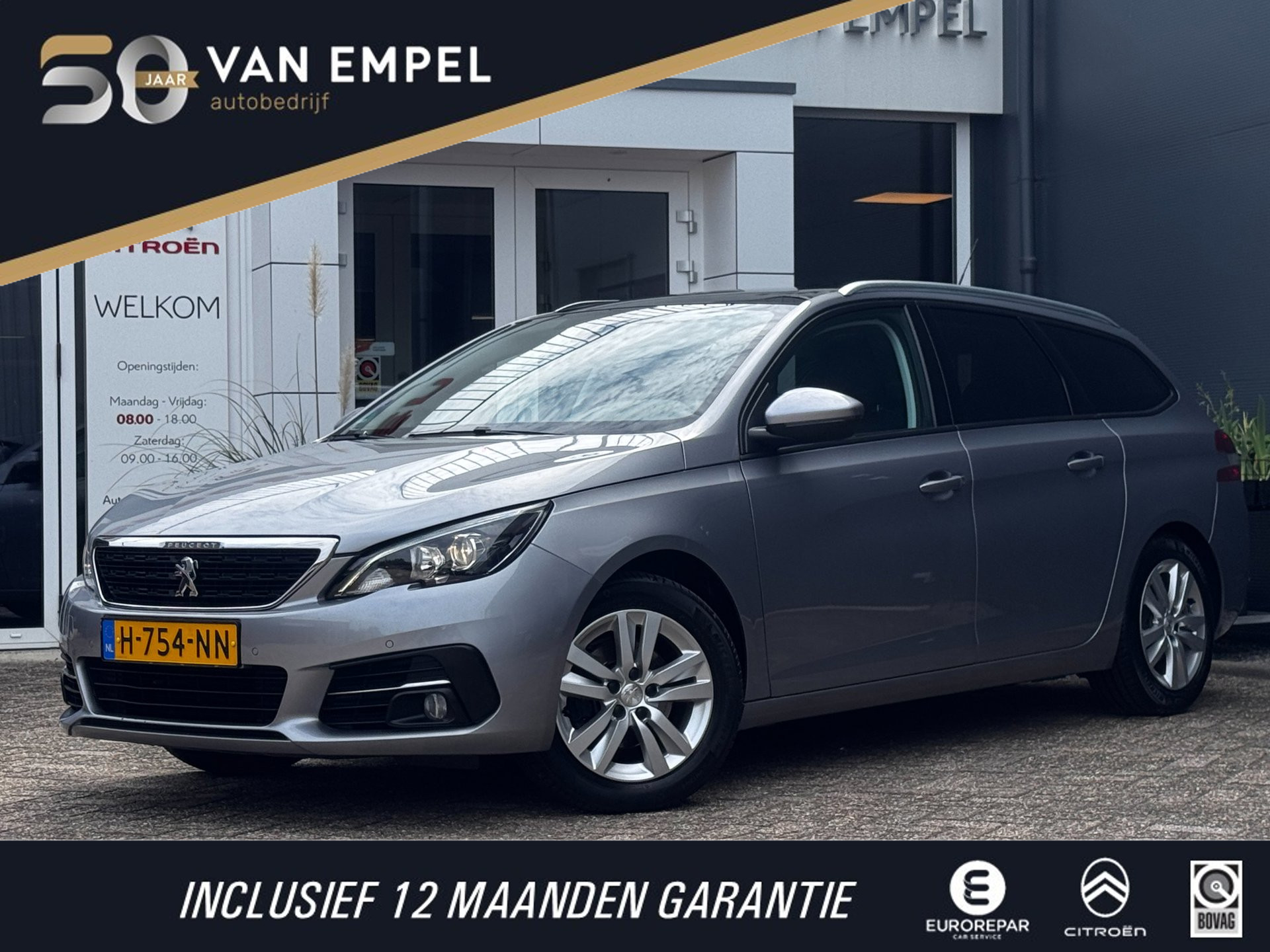 Peugeot 308 SW 1.2 PureTech Blue Lease Executive | Trekhaak | Panoramadak | Distributieriem vervangen | NL-auto