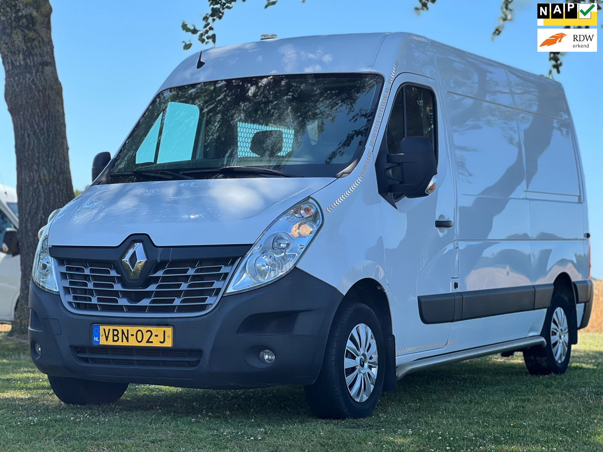 Renault Master T35 2.3 dCi L2H2