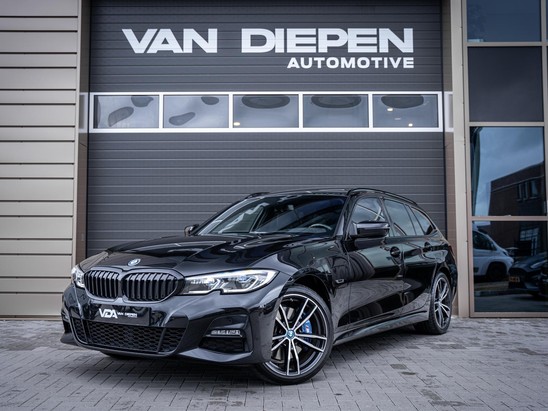 BMW 3 Serie Touring 330e High Executive