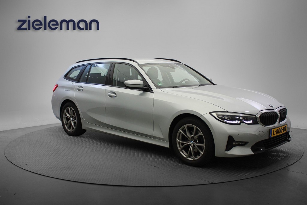 BMW 3 Serie Touring 318d Corporate High Executive Automaat – Digitaal Cockpit, Carplay, Leer, Afn. Trekhaak