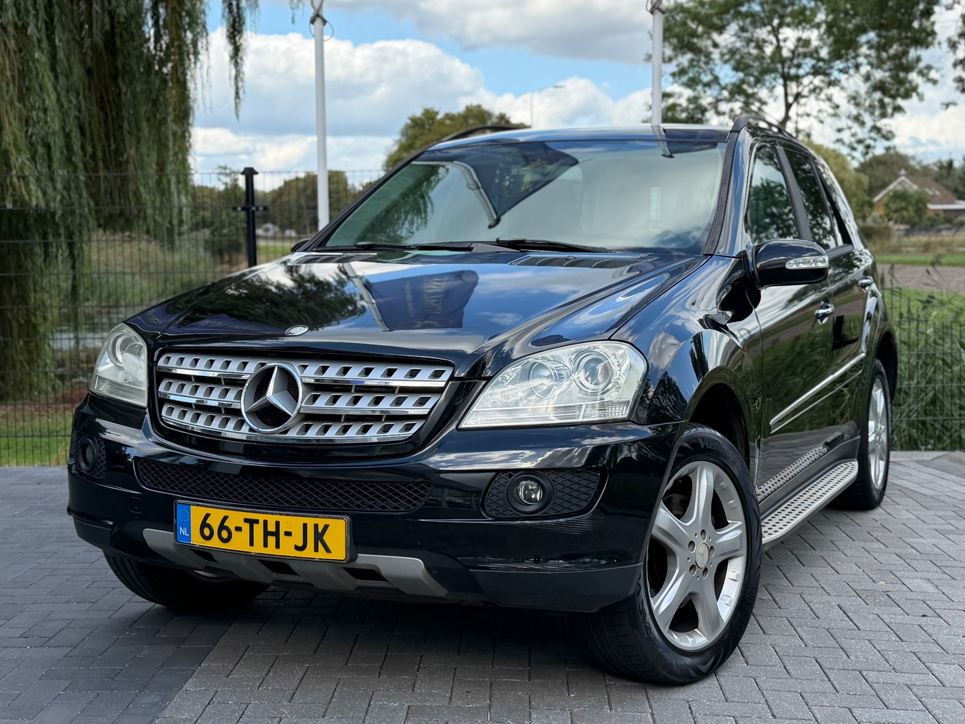 Mercedes-Benz M-Klasse 320 CDI AUT / CLIMA / CRUISE / NAP