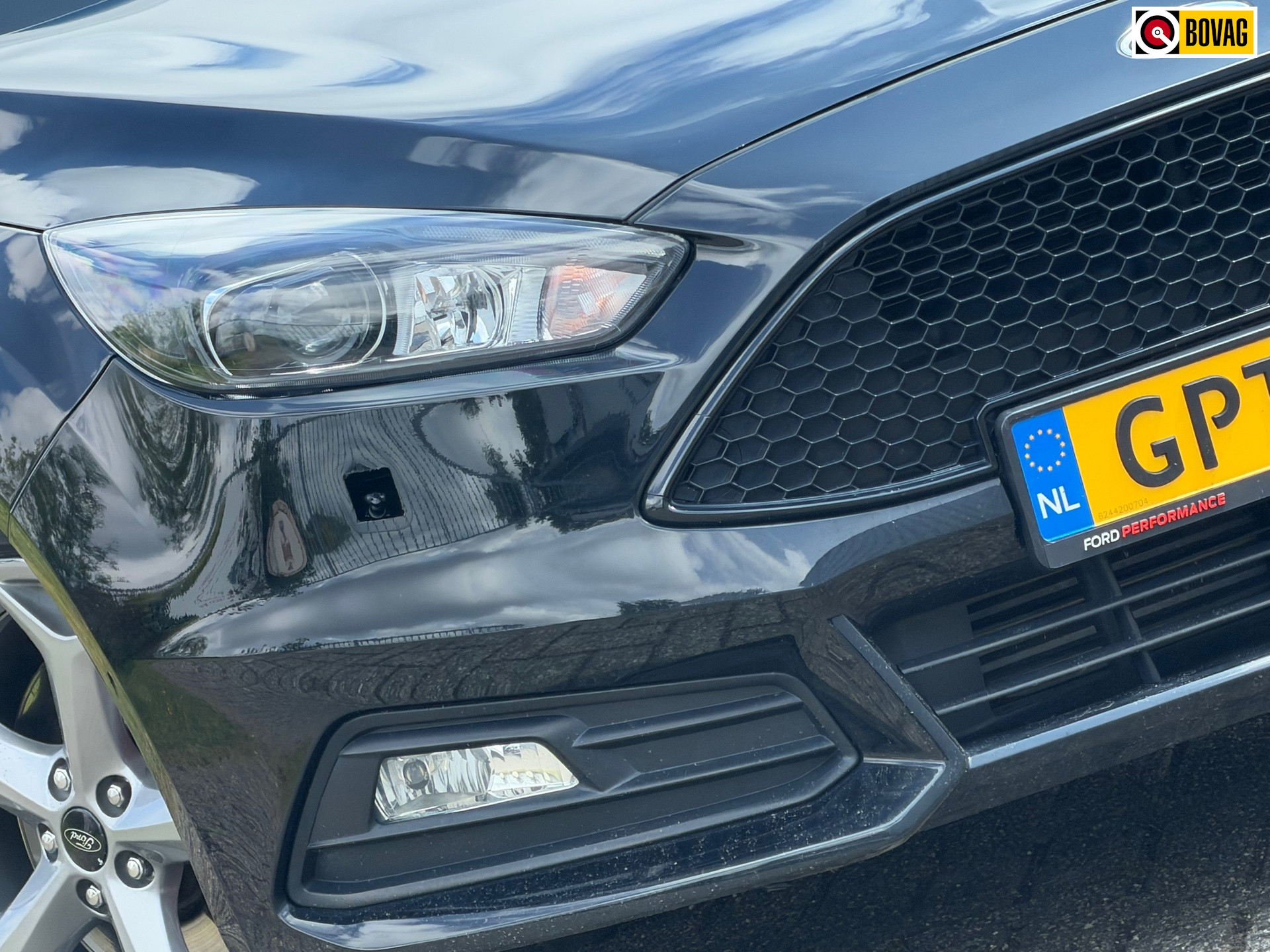 Ford FOCUS Wagon 2.0 ST – Shadow Black Metallic – Recaro//2xLed/Winterpakket