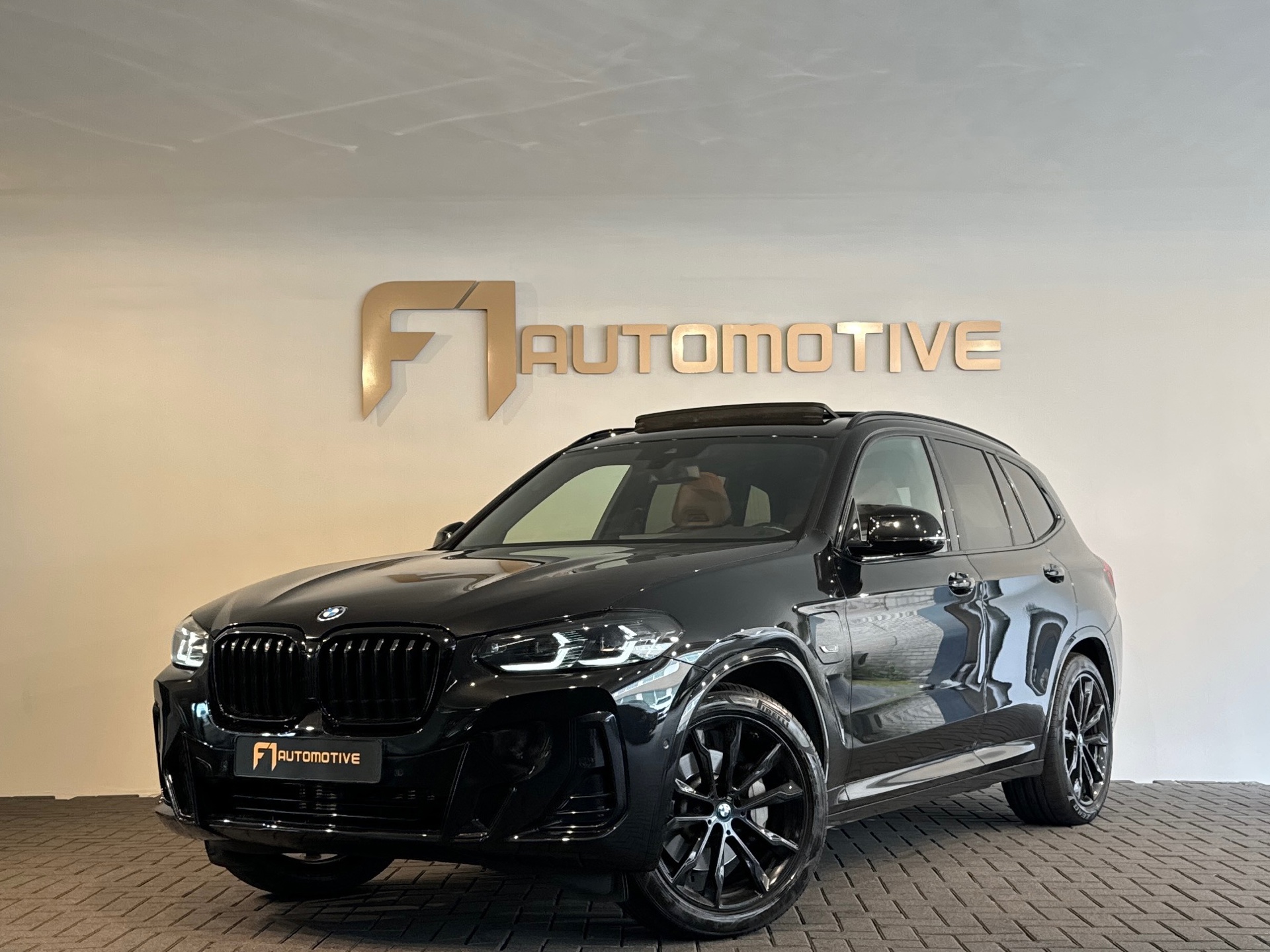 BMW X3 XDrive30e High Executive M Sport Pano|M Seat|Memory