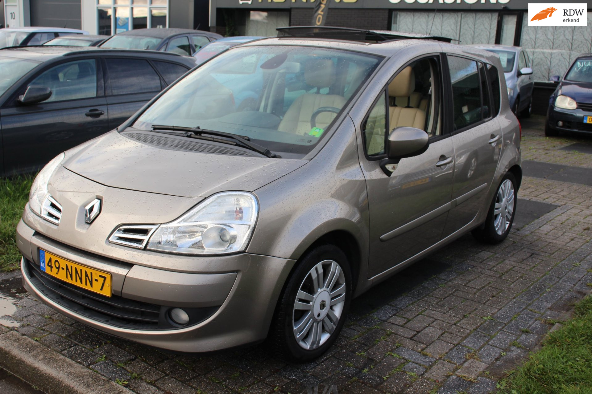 Renault Grand Modus 1.2 TCE Exception Panoramdak Leder Climate Cruise Trekhaak LM-Velgen APK NAP