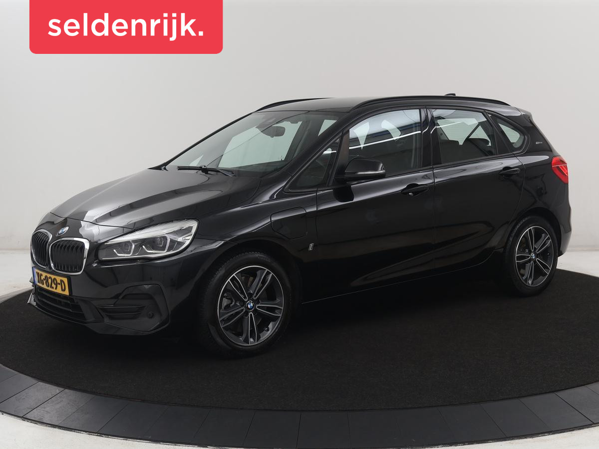 BMW 2 Serie Active Tourer 225xe iPerformance High Executive | Leder | Head up | Stoelverwarming | Camera |