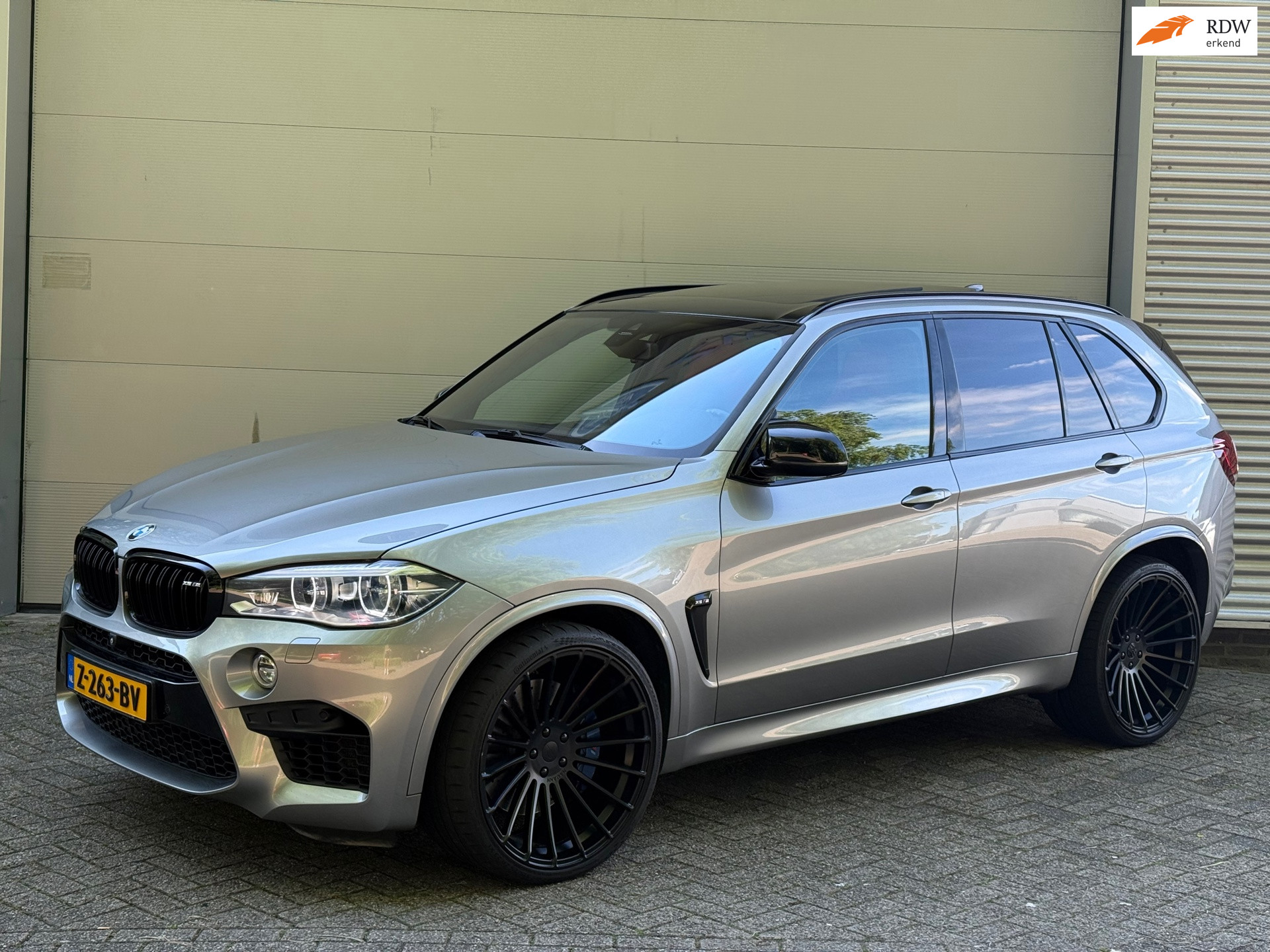 BMW X5 M l Hamann l Pano l Rood Leder l Memory l Camera l Standkachel l Volledig Onderhouden l