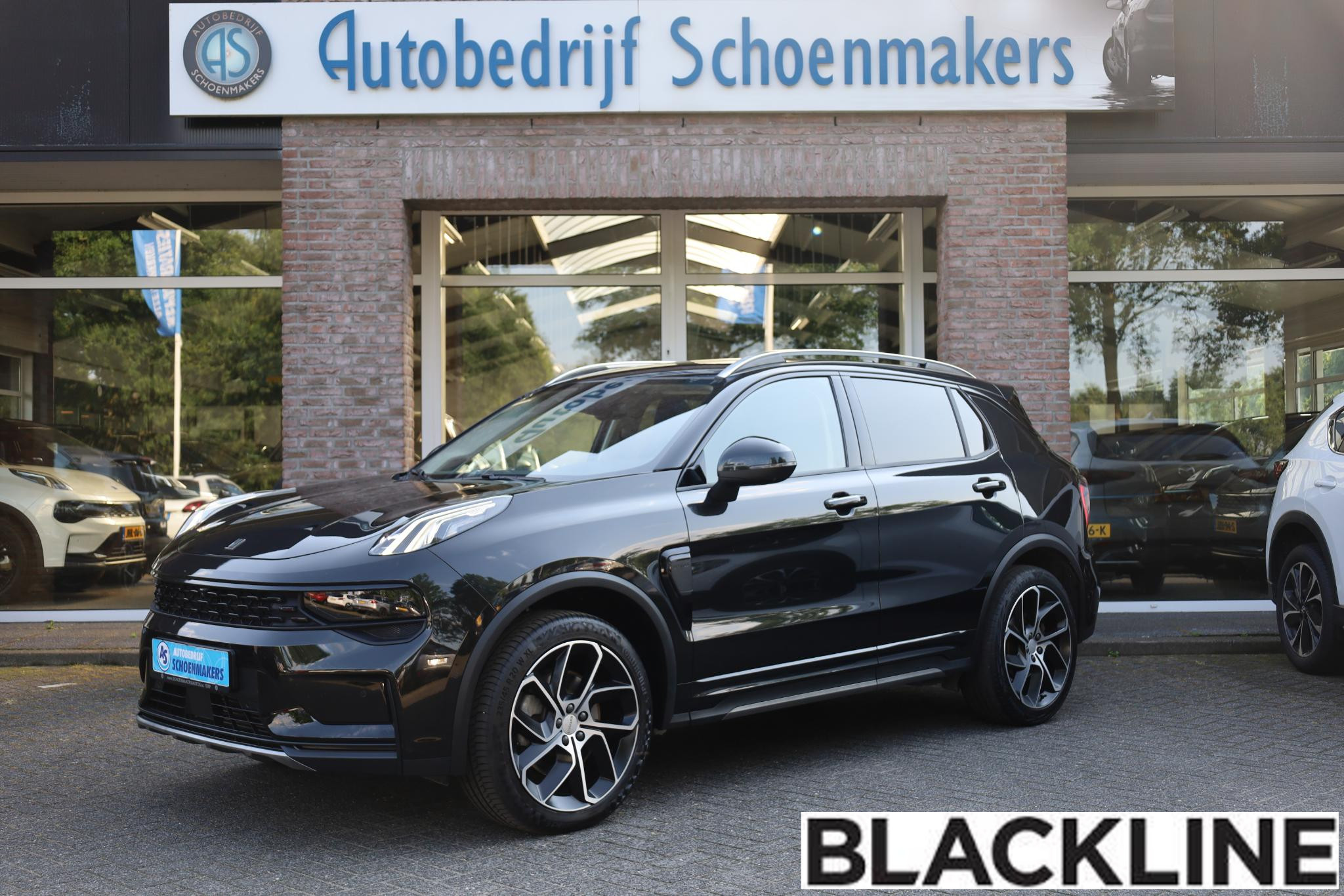 Lynk & Co 01 1.5 261PK! 6.6 Kwh LADEN! BLACKLINE!