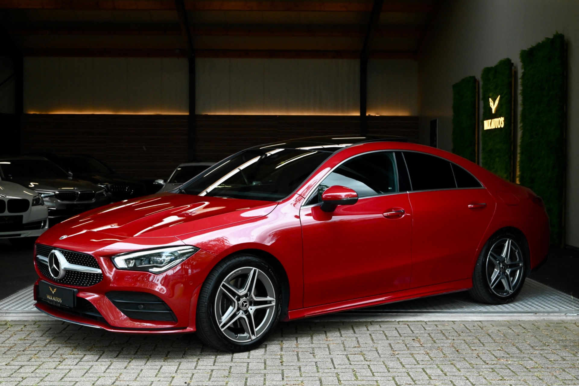 Mercedes-Benz CLA-Klasse 200 4-Matic AMG Line – 360 Camera – Distronic – Keyless Entry – Memory – Multibeam – Panorama –