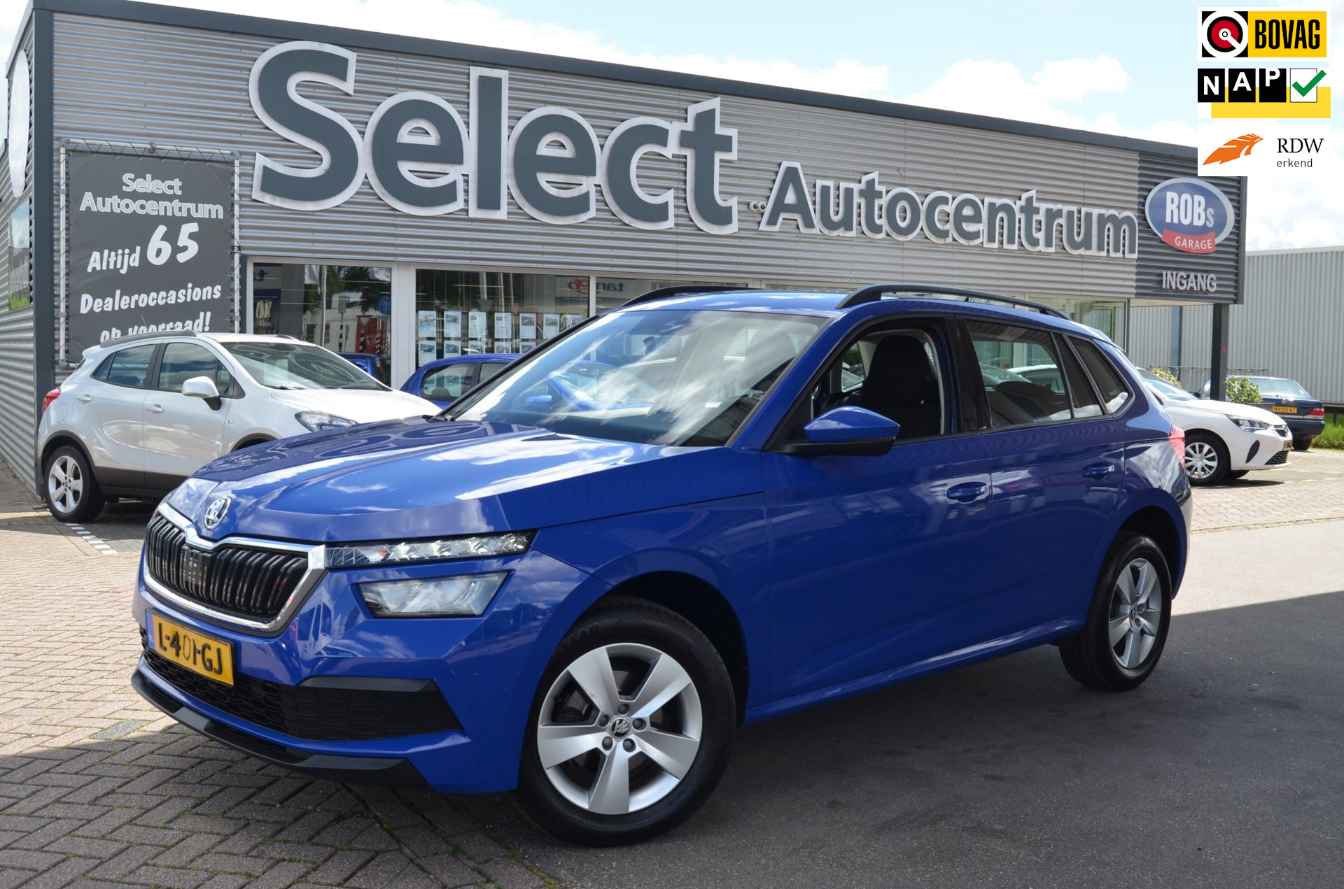 Škoda Kamiq 1.0 TSI Ambition|TREKHAAK|CARPLAY