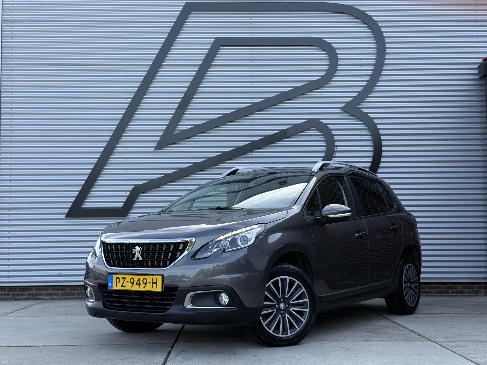 Peugeot 2008 1.2 PureTech Blue Lion