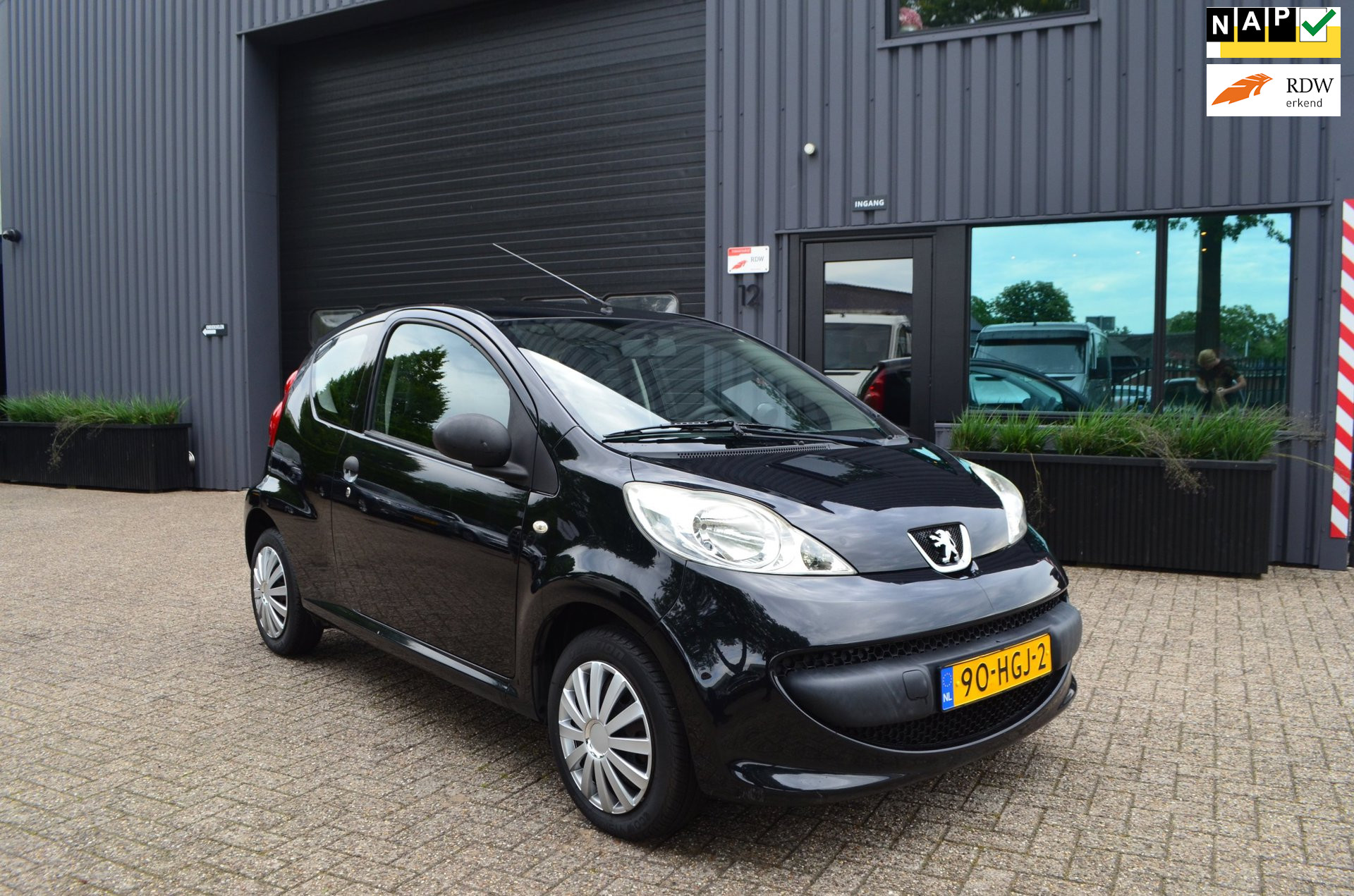 Peugeot 107 1.0-12V XR | Nieuwe APK | Nieuwe banden
