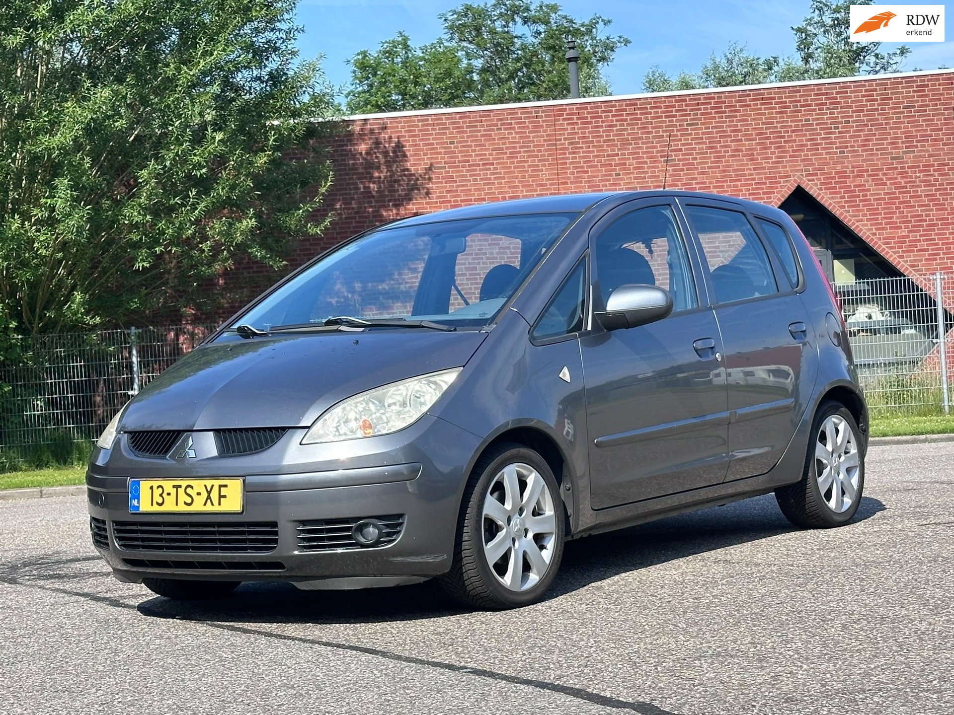 Mitsubishi Colt 1.3 Heartbeat 5DR*Navigatie*07-09-2027 APK*Airco*LM velgen*Trekhaak*Elektrische ramen*