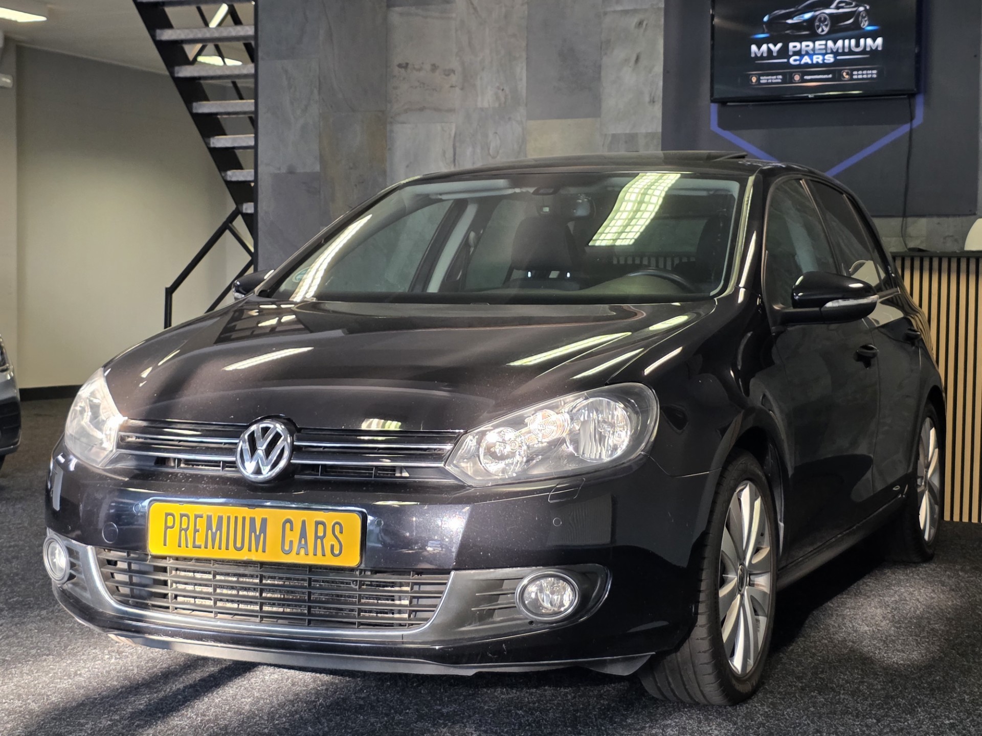 Volkswagen Golf 1.4 TSI Highline Schuifdak / PDC / Carplay – Android