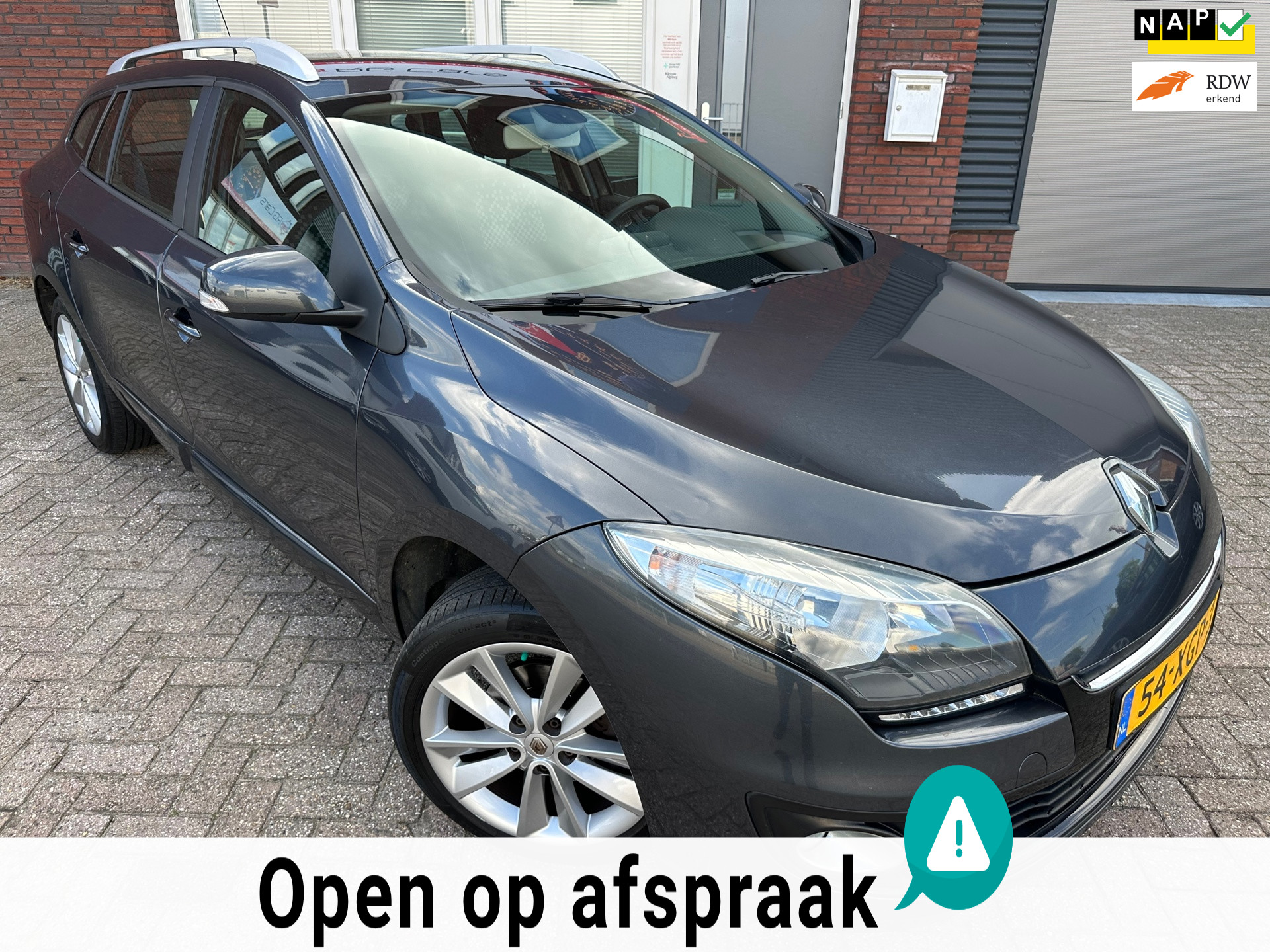 Renault Mégane Estate 1.2 TCe Expression / Navi / Clima / Cruise / NAP