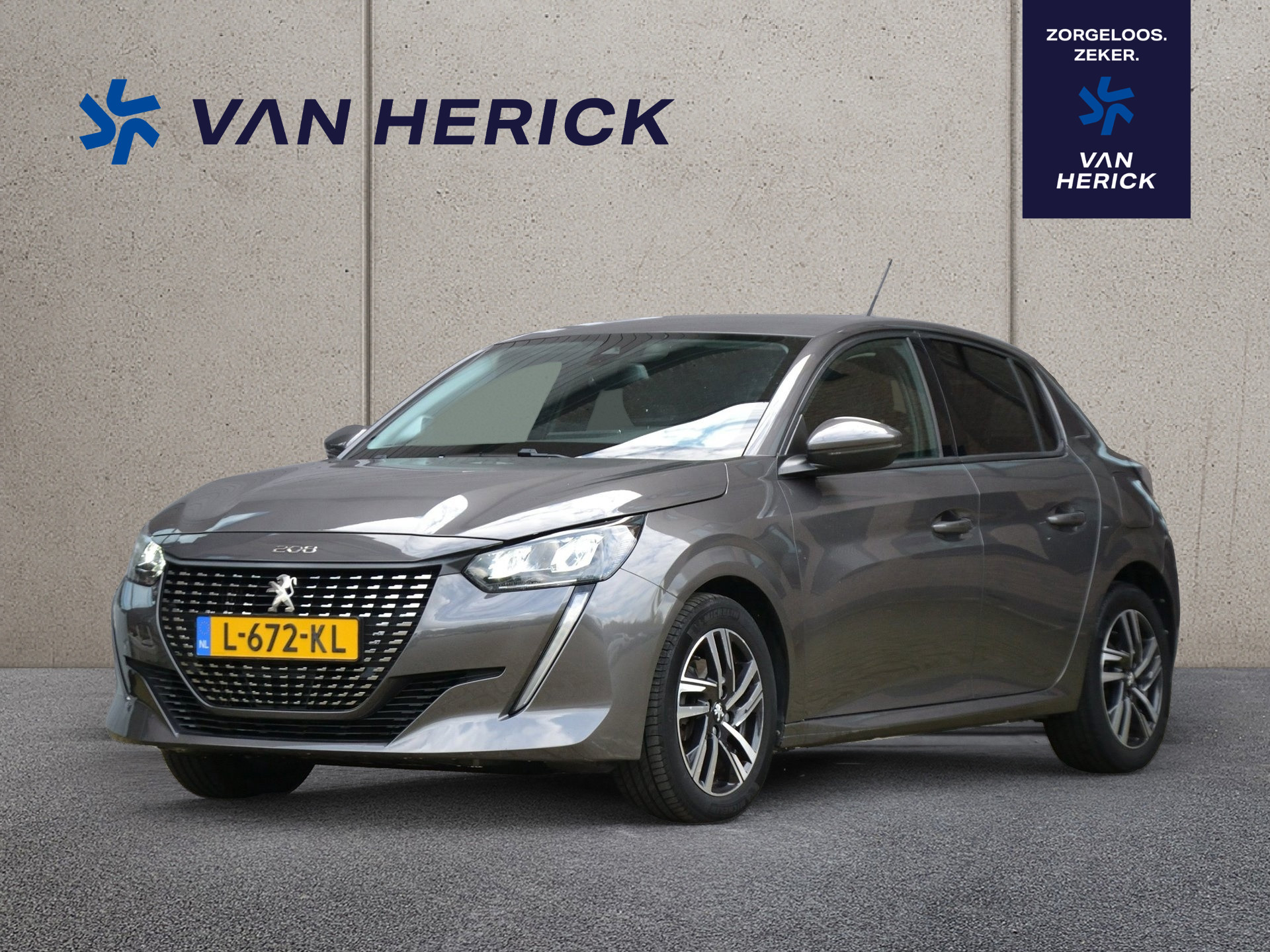 Peugeot 208 1.2 PureTech Allure Pack 101PK | Automaat | Achteruitrijcamera | 3D Cockpit