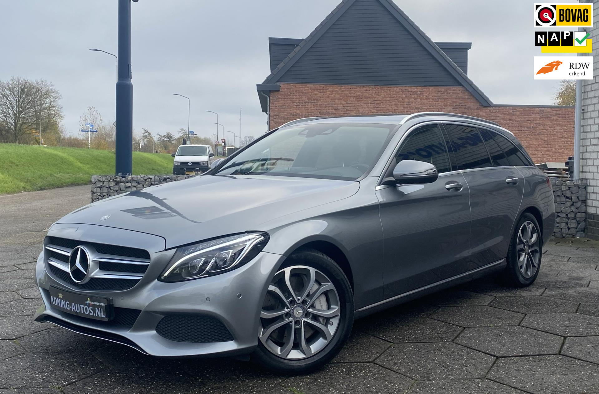 Mercedes-Benz C-Klasse Estate 350 e HUD/ Vol leder/ Burmester/ Camera/ Keyless/ NAP/ Dealer onderh.