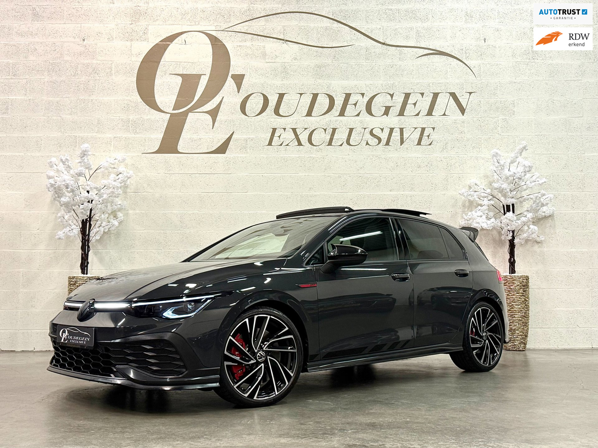 Volkswagen Golf 2.0 TSI GTI Clubsport / 400PK / Downpipe 200 Cells / Pano / DCC / Nürburgring / H&K / Dodehoek / Camera / Carplay