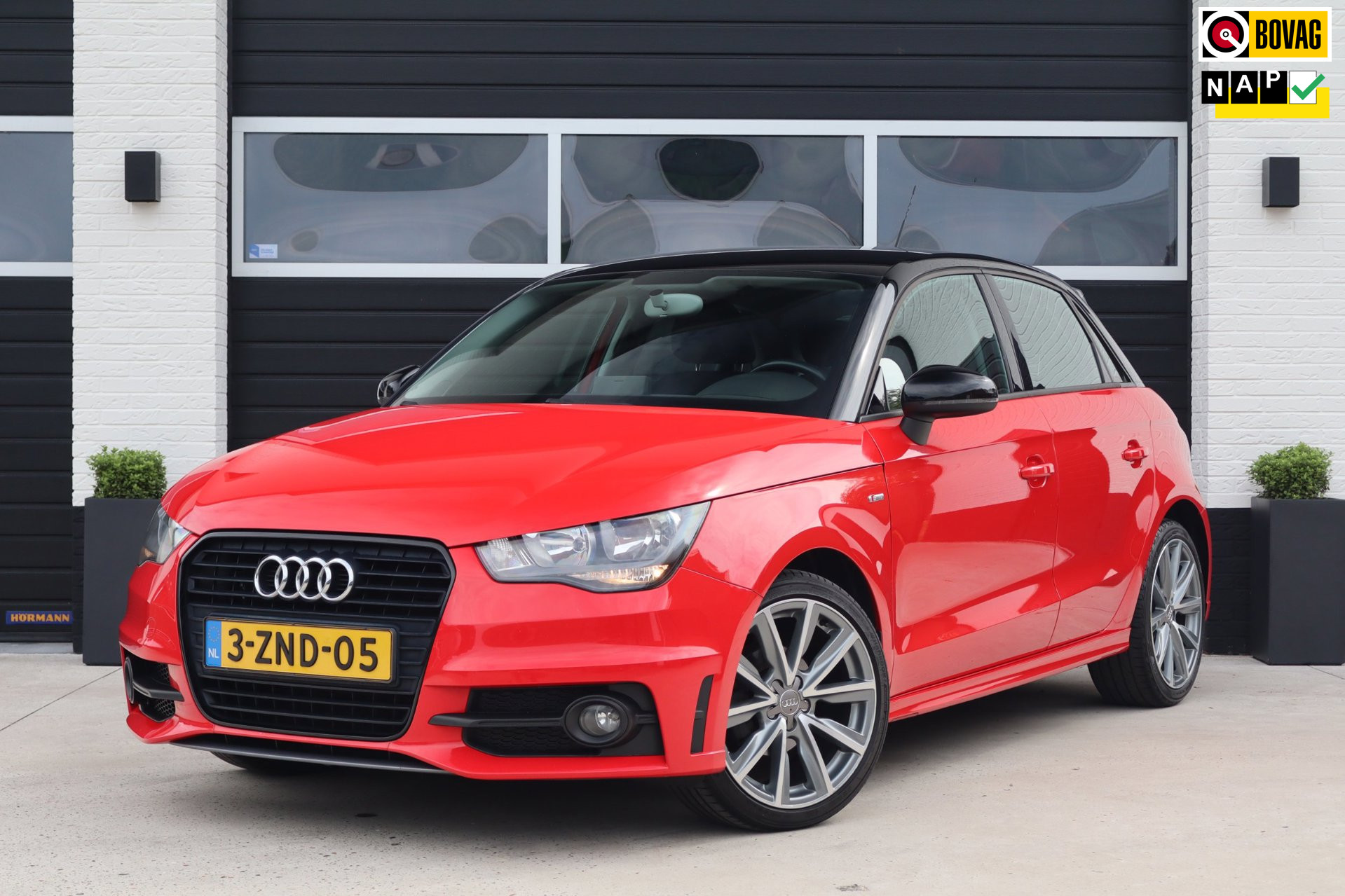Audi A1 Sportback 1.2 TFSI 5 deurs Admired S-Line – 1e eigenaar – Dealeronderhouden – Sportpakket – Navigatie – Two-tone – NL Auto