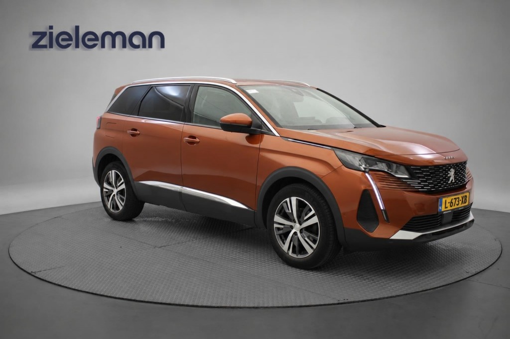 Peugeot 5008 1.2 PureTech Allure 7 Persoons – Digitaal Cockpit, Carplay, Camera, Half Leer