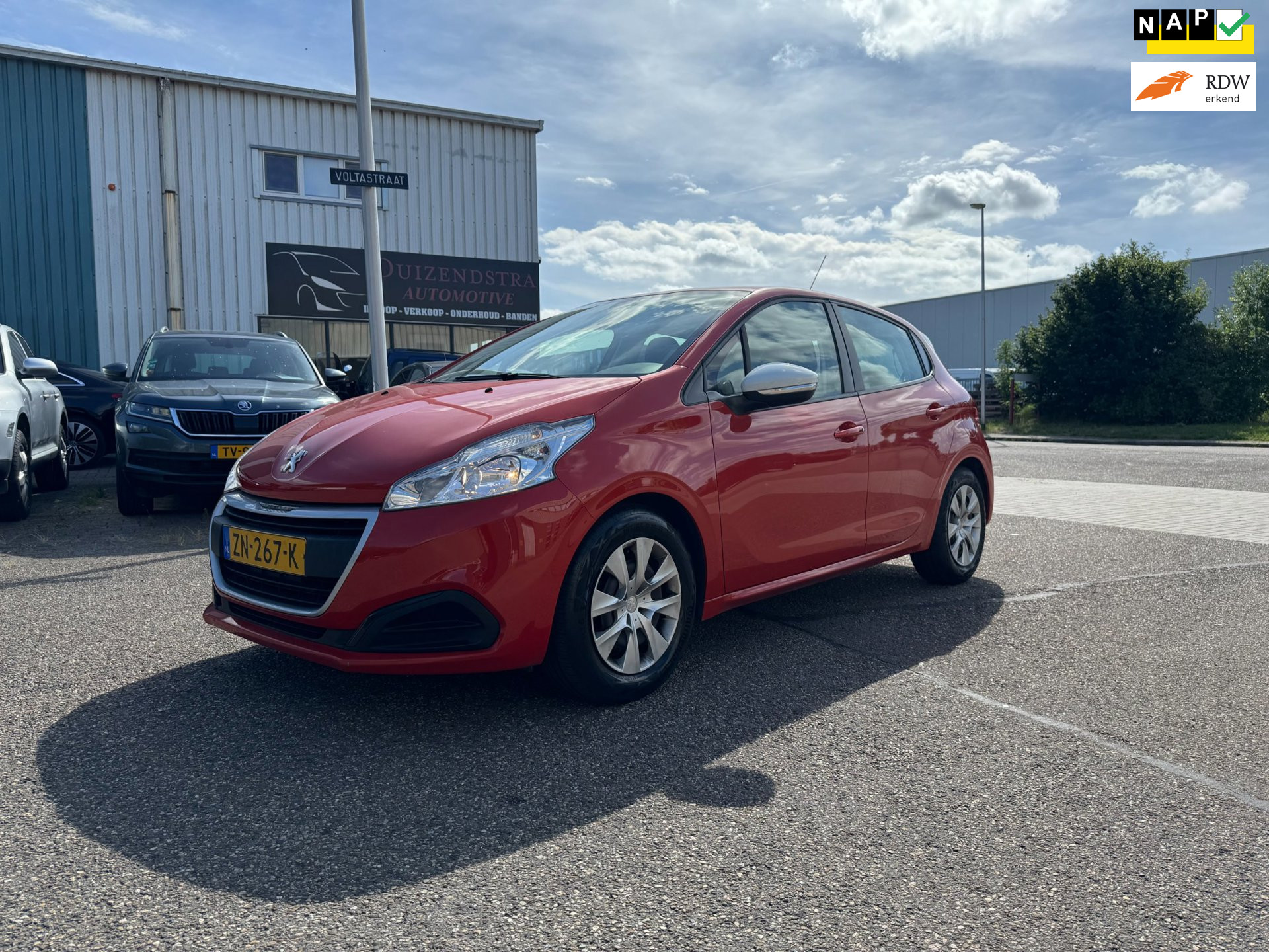 Peugeot 208 1.2 PureTech Like 35.964Km Nap!