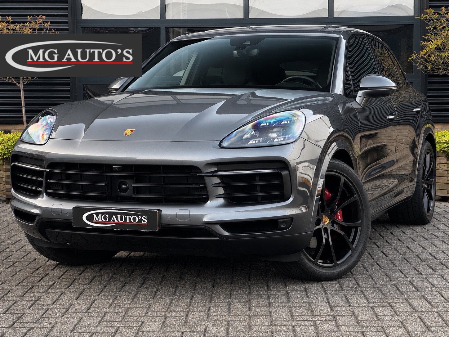 Porsche Cayenne 3.0 Porsche | Porsche Twente geleverd | Origineel NL| Soft Close | Pano | Elektrische Trekhaak | Adaptive Cruise