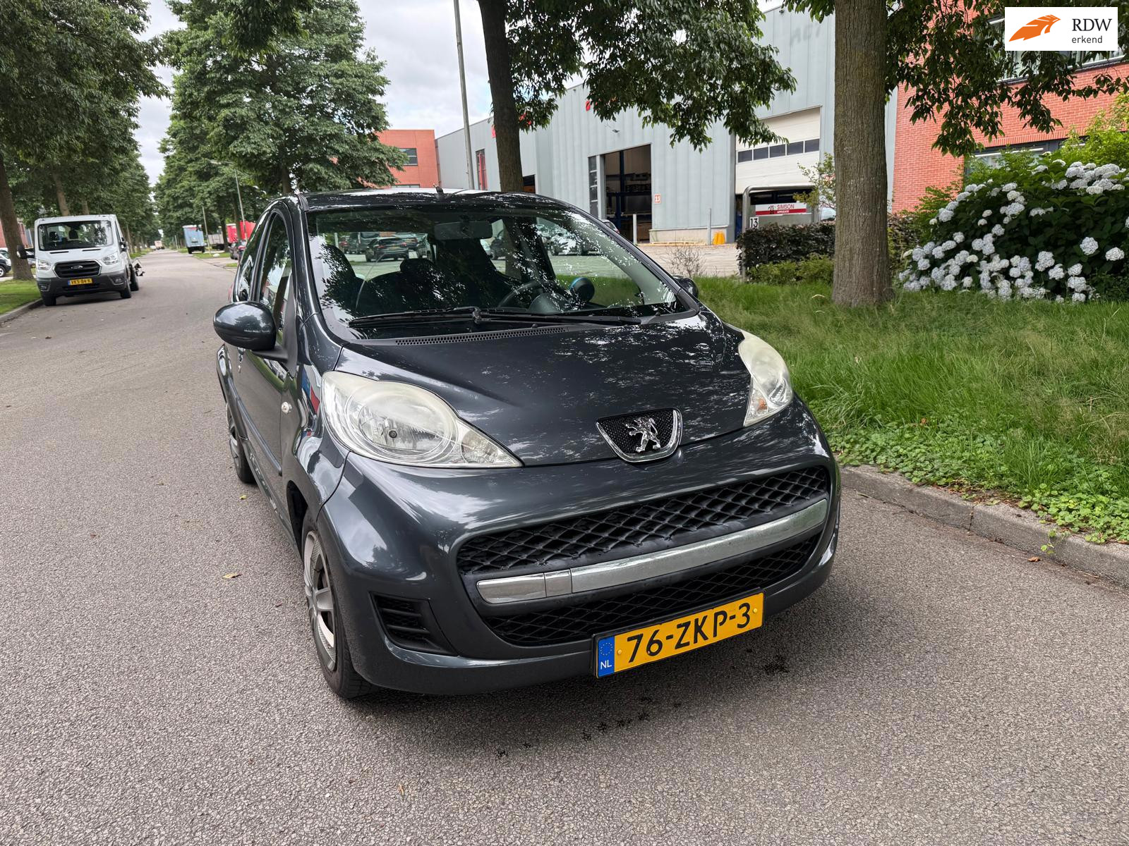 Peugeot 107 1.0-12V Millesim 200 5 drs apk