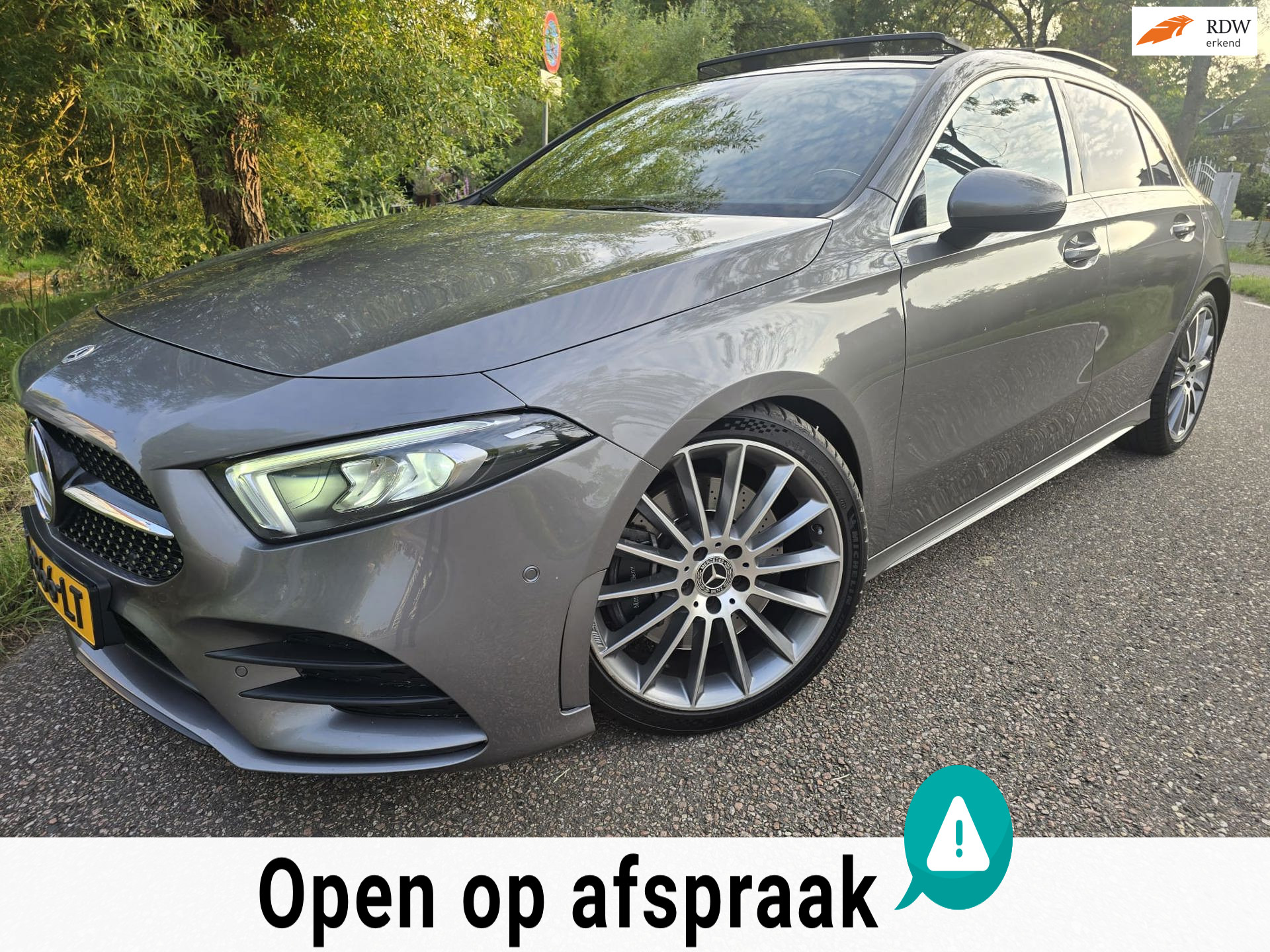 Mercedes-Benz A-Klasse 250 Premium Plus/AMG-Line/Automaat/Navi/Panodak