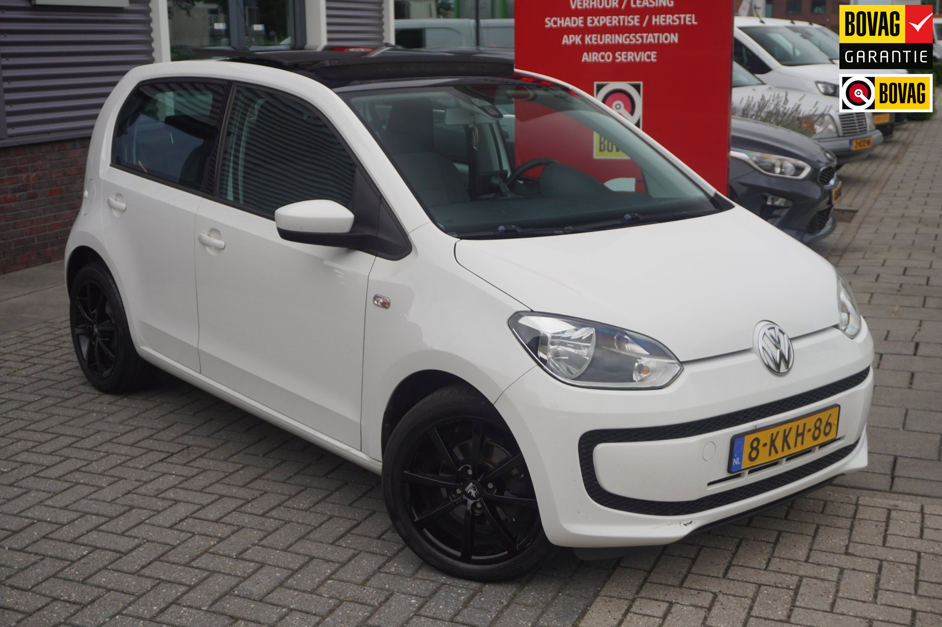 Volkswagen up! 1.0 move up! / Pano / Bluetooth / Navi