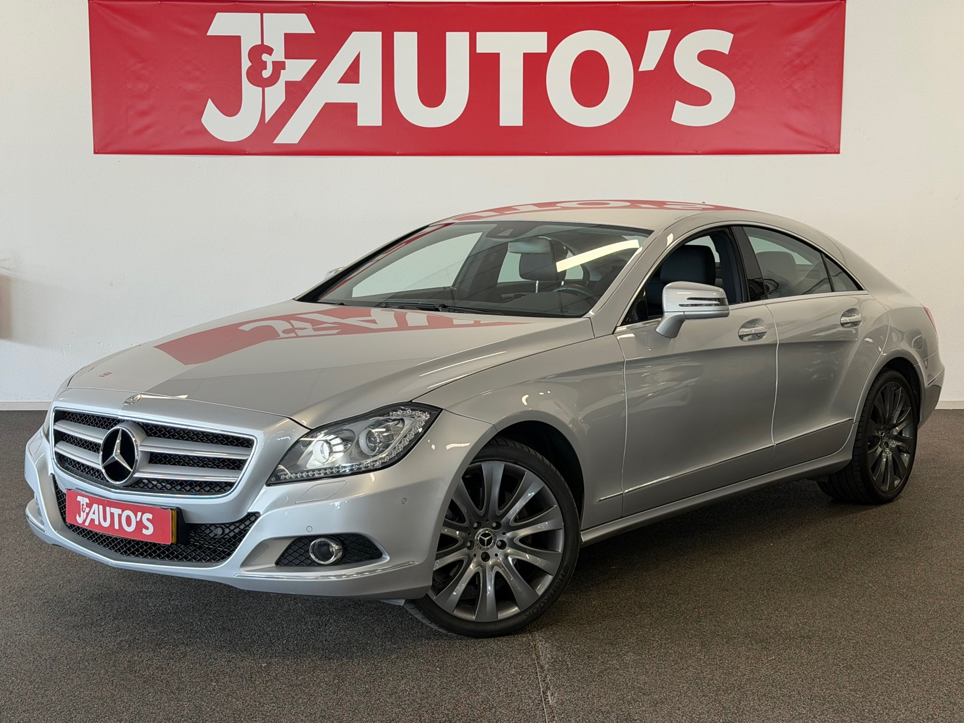 Mercedes-Benz CLS-Klasse 350 NAVIGATIE/CAMERA, CRUISE, LEER, 306 PK