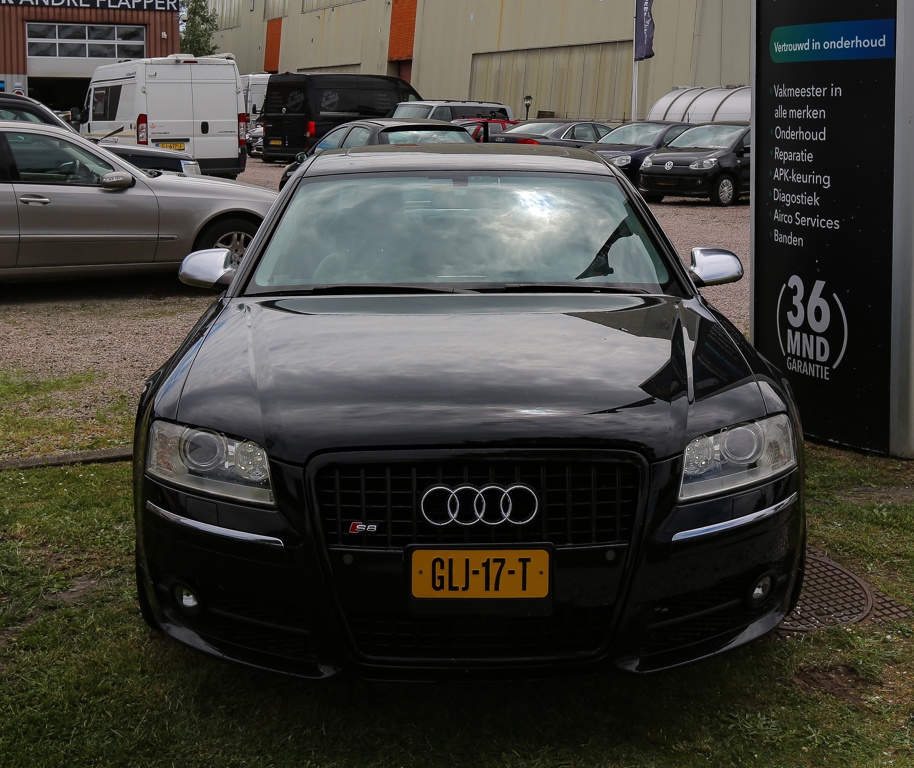 Audi A8 5.2 S8 Pro Line