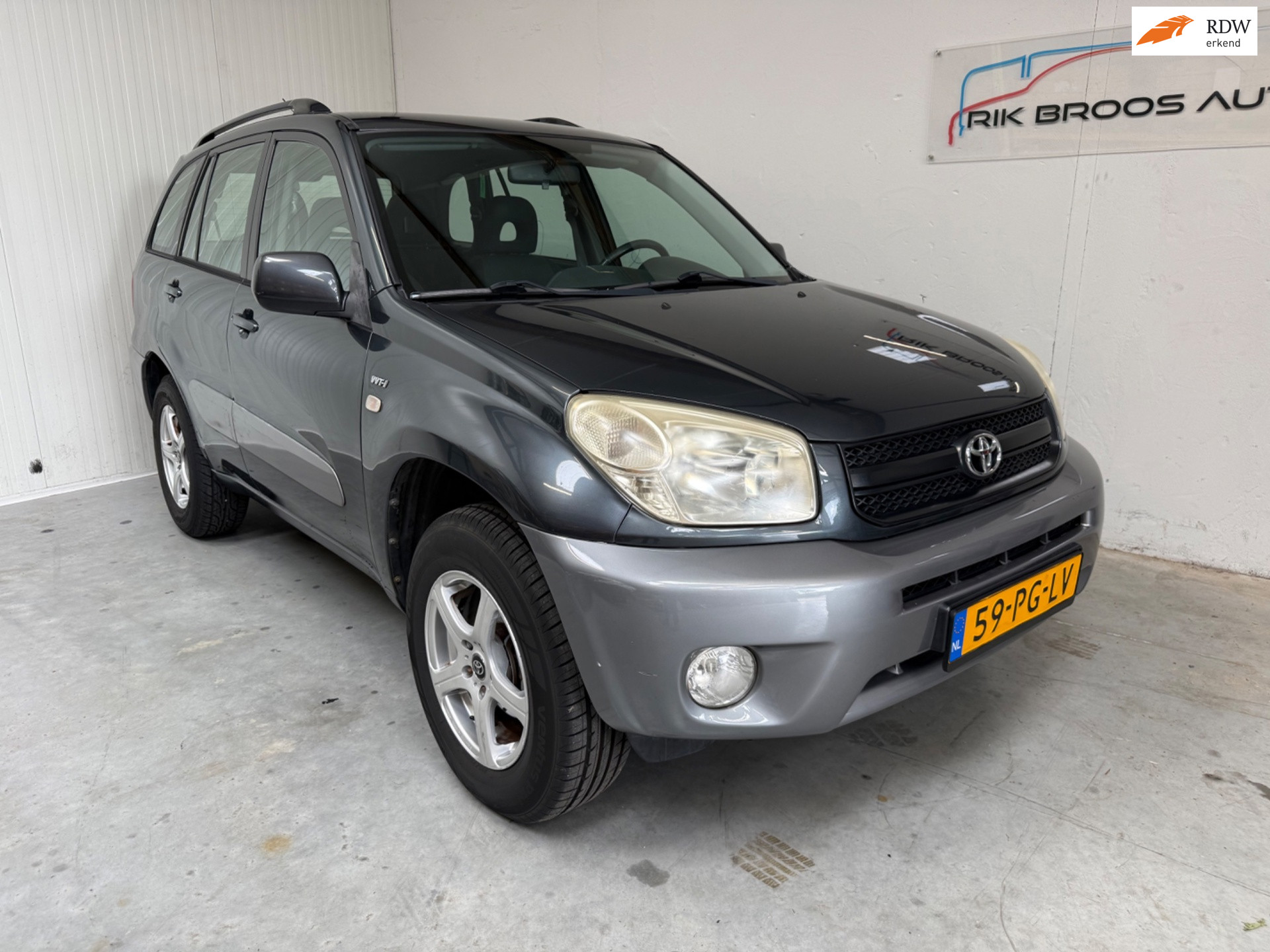 Toyota RAV4 2.0-16V VVT-i Luna